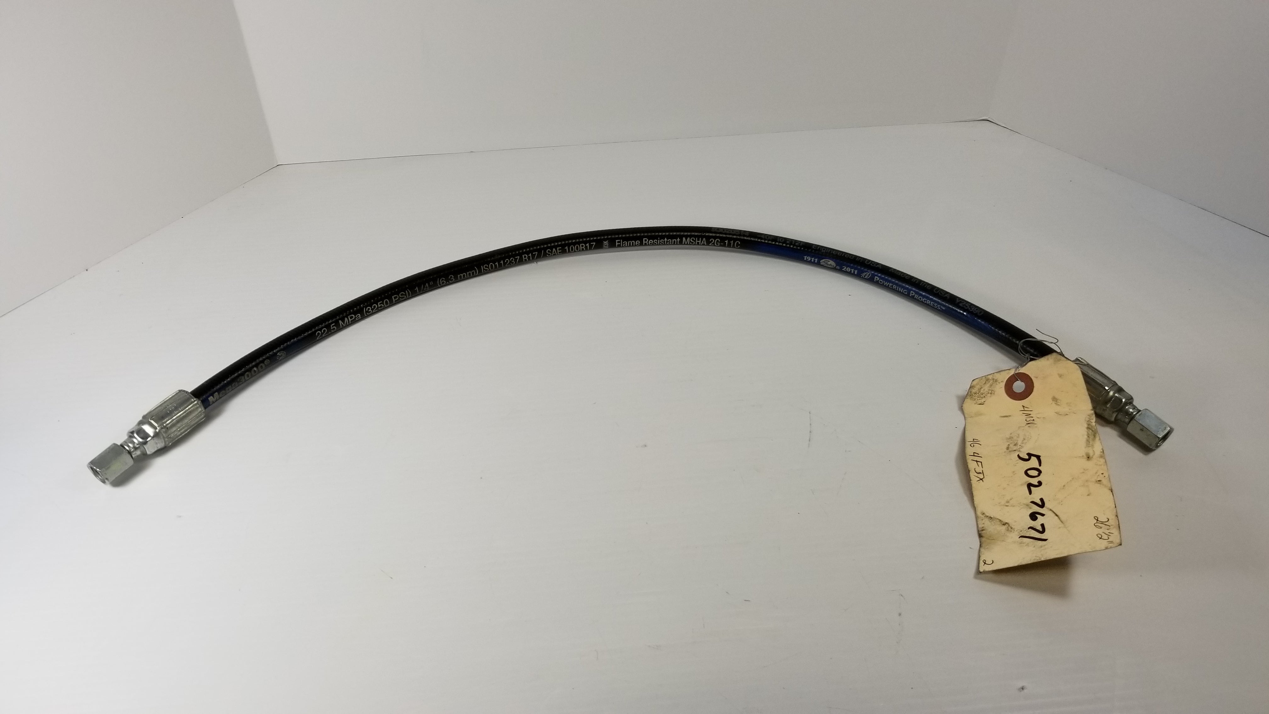 Gates Mega 3000 Hydraulic Hose 26-1/2" long x 1/4" Flame Resistant