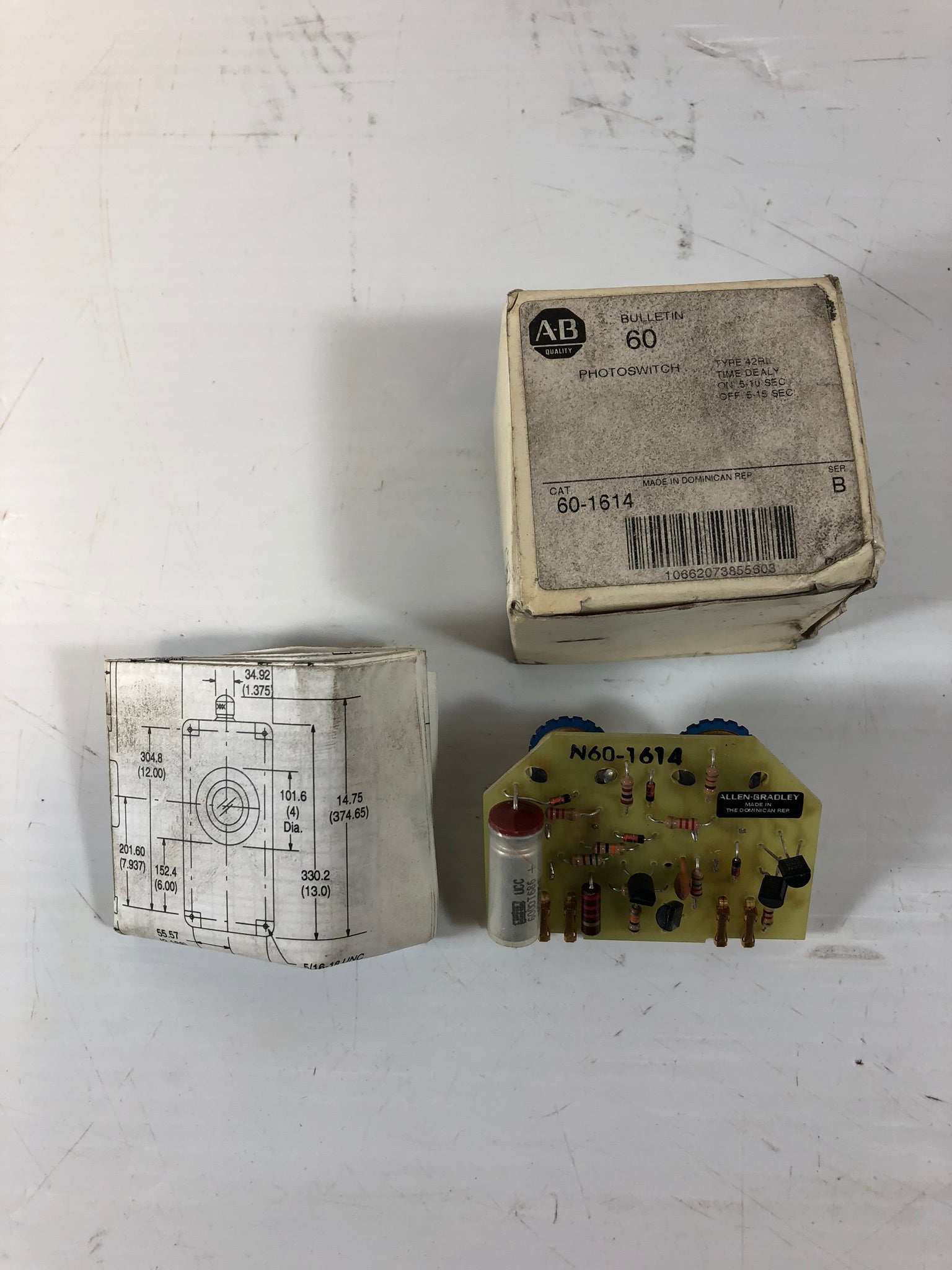 Allen-Bradley 60-1614 Photoswitch Ser. B N60-1614