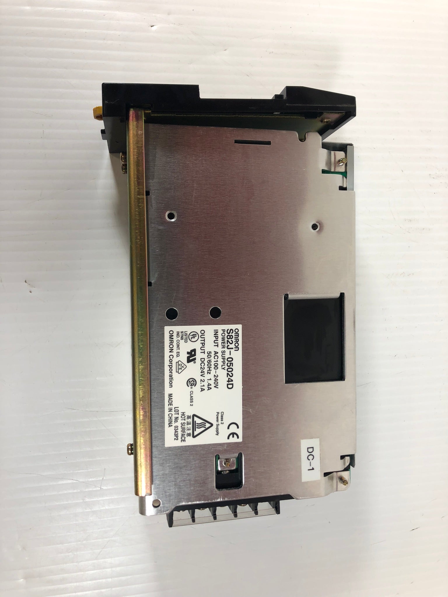Omron S82J-05024D Power Supply AC100-240V with Base Fixture 1228205-7