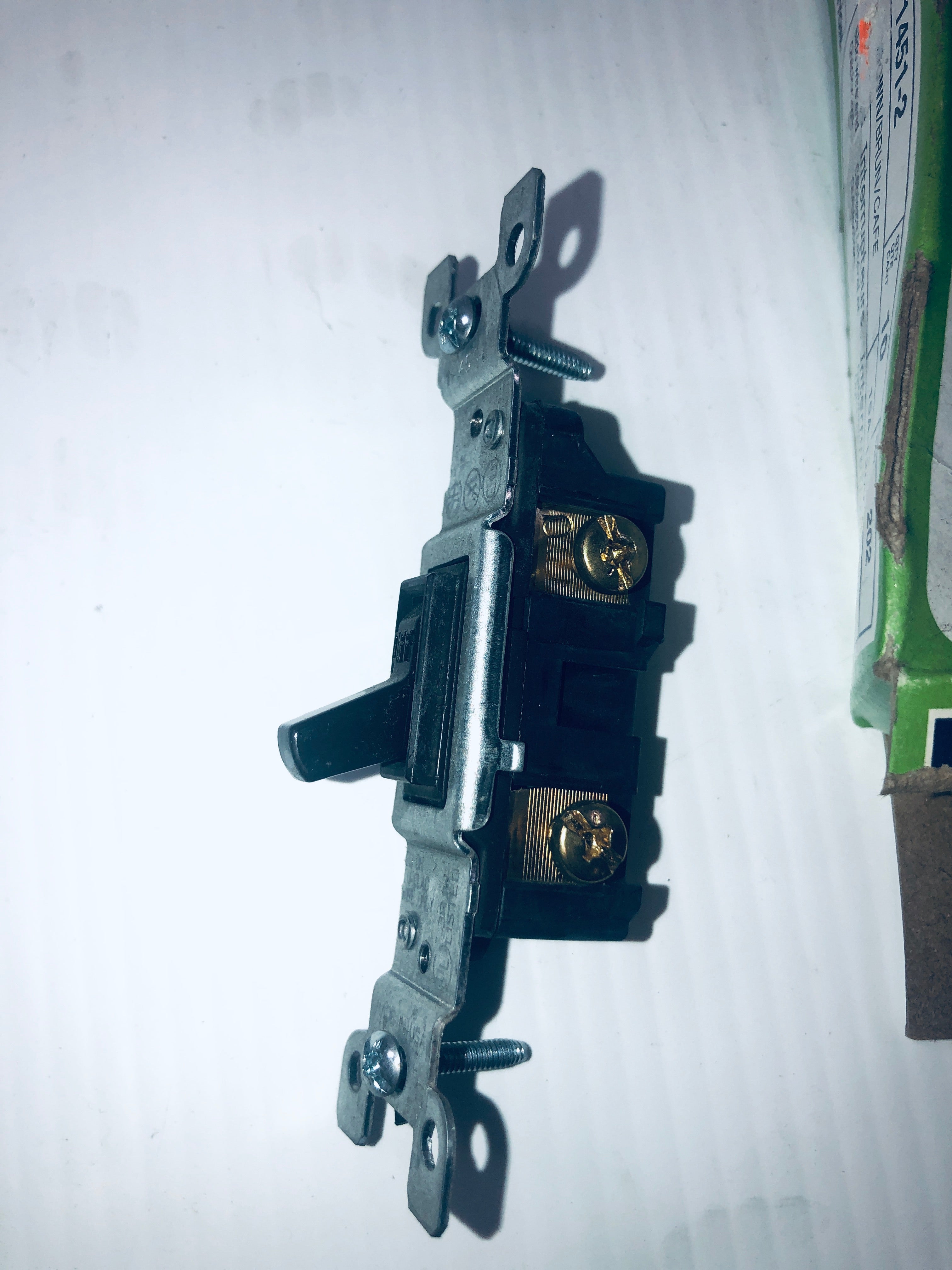 Leviton 15A-120V Lot of 11 Brown Switches 1451-2