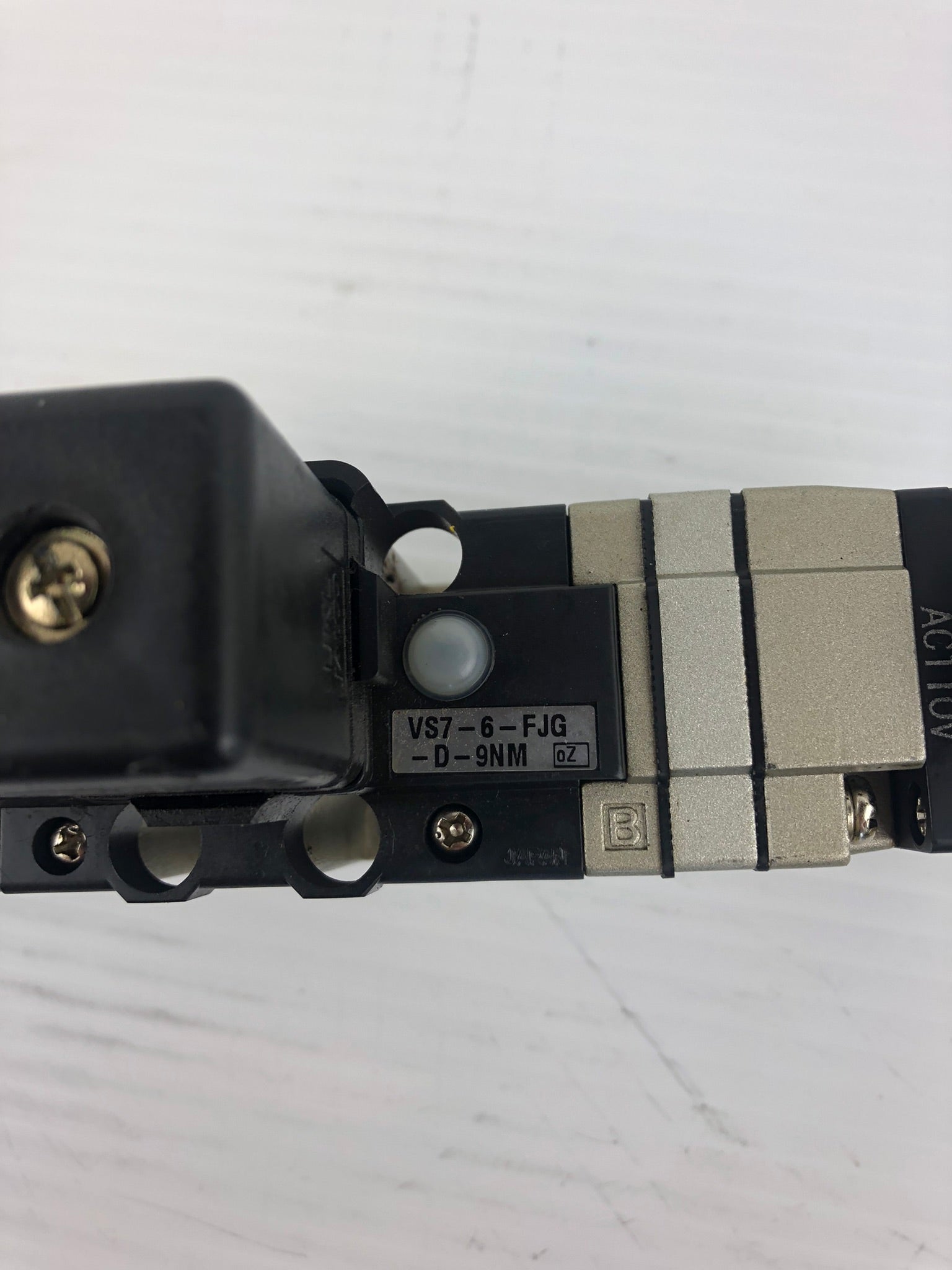SMC VS7-6-FJG-D-9NM Solenoid Valve