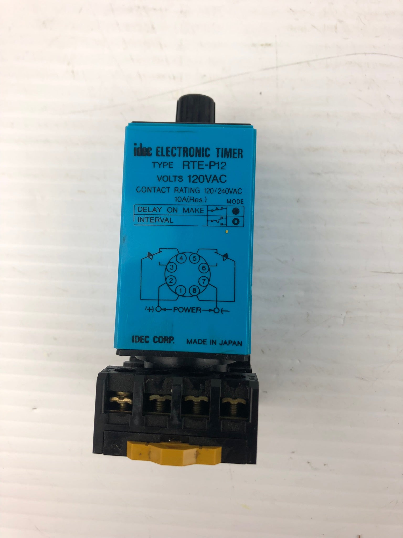Idec Electronic RTE-P12 10 Hour Timing Relay 120 VAC with Base 0389HP