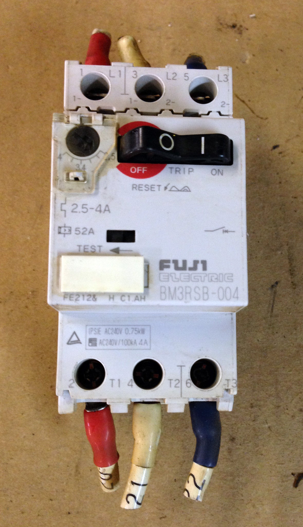 Fuji Electric Manual Motor Controller BM3RSB-004