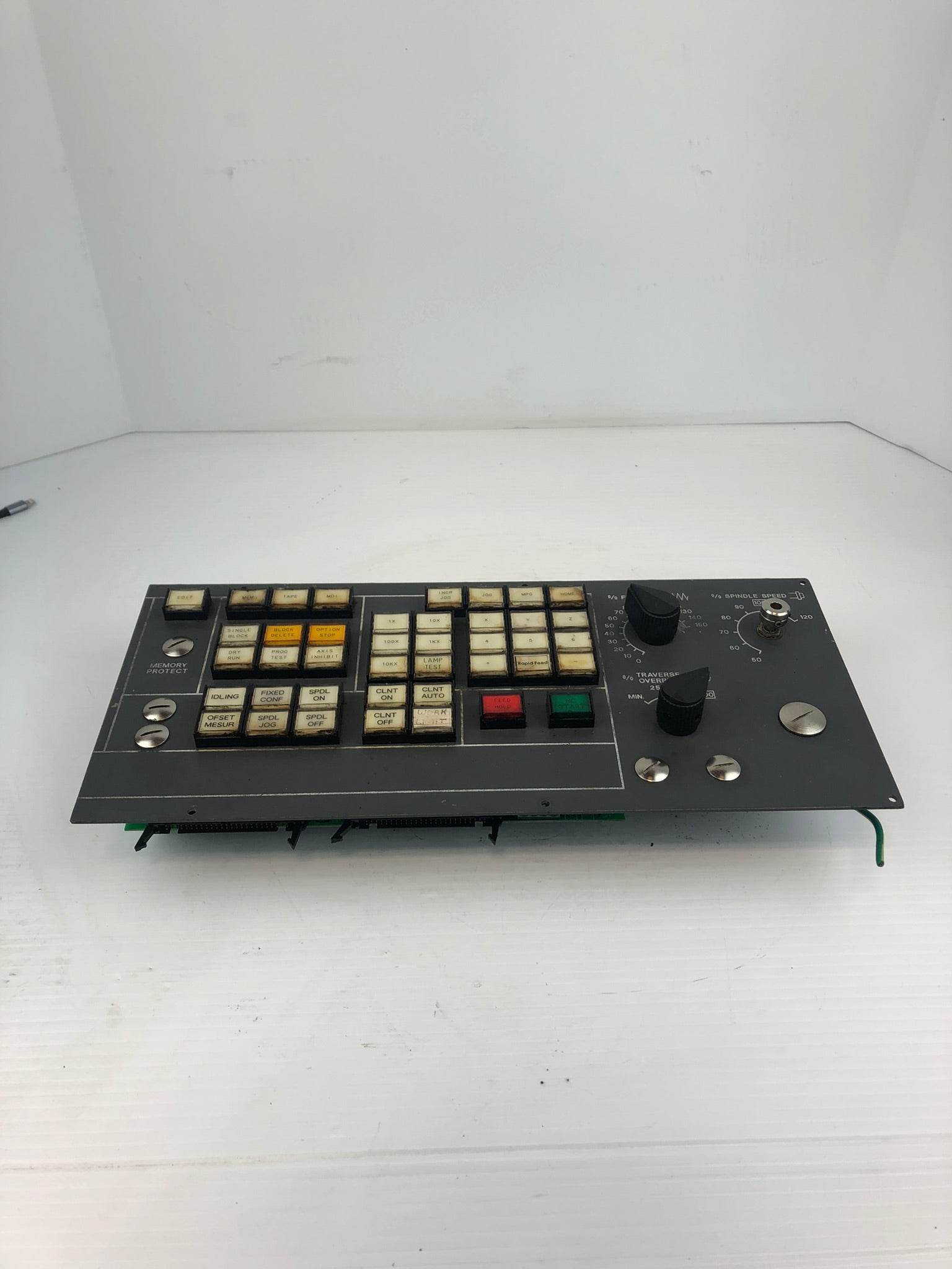 Fanuc 44A739028-G01R07 Series Operator Panel Matrix I/O 520mm Pane