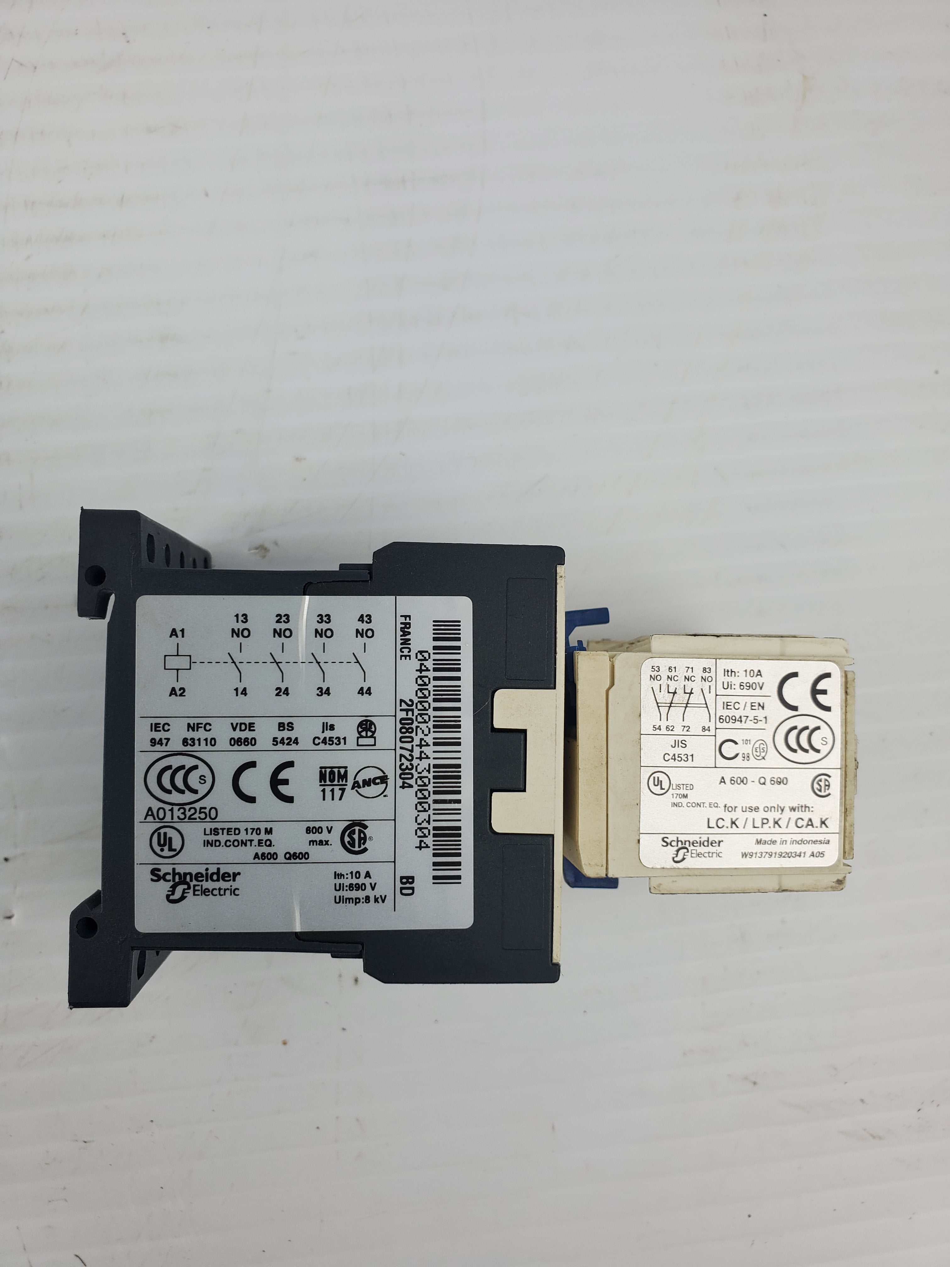 Telemecanique A013250 Contactor with LA1KN22 Auxiliary Contact