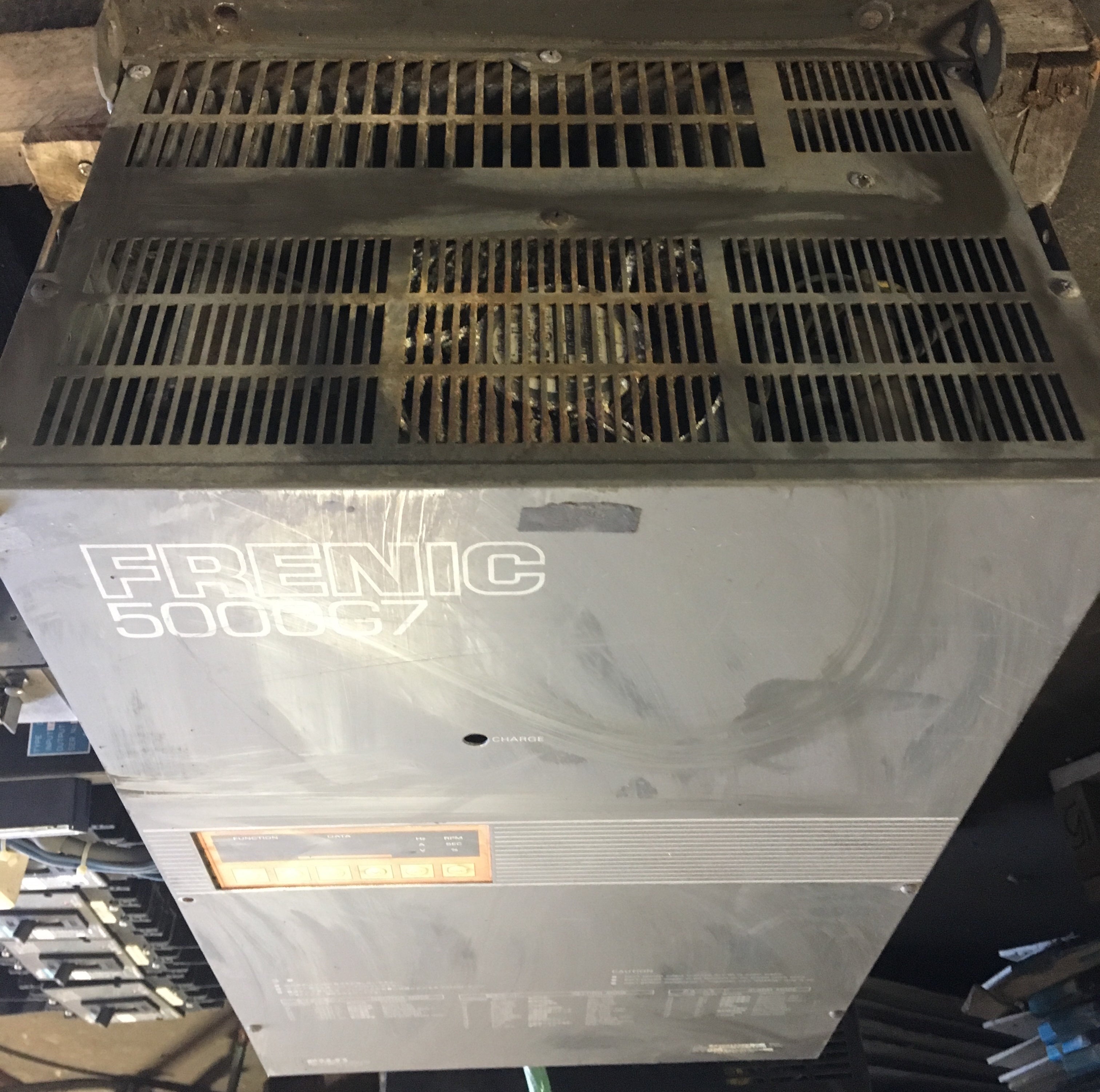 Fuji Frenic 5000G7 Inverter FRN045G7-4 400/400-460V 69KVA