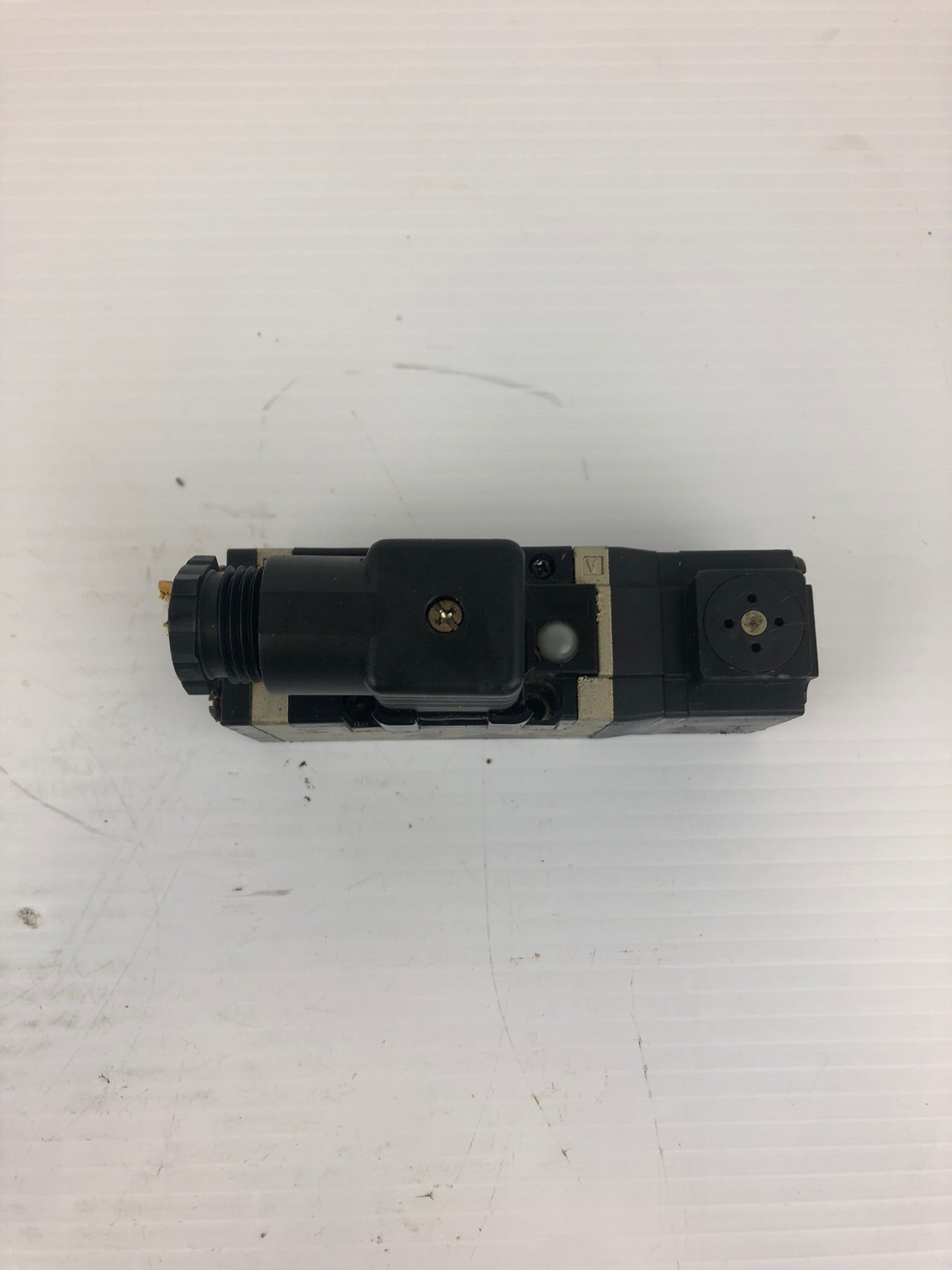 SMC VS7-6-FG-S-9N Solenoid Valve