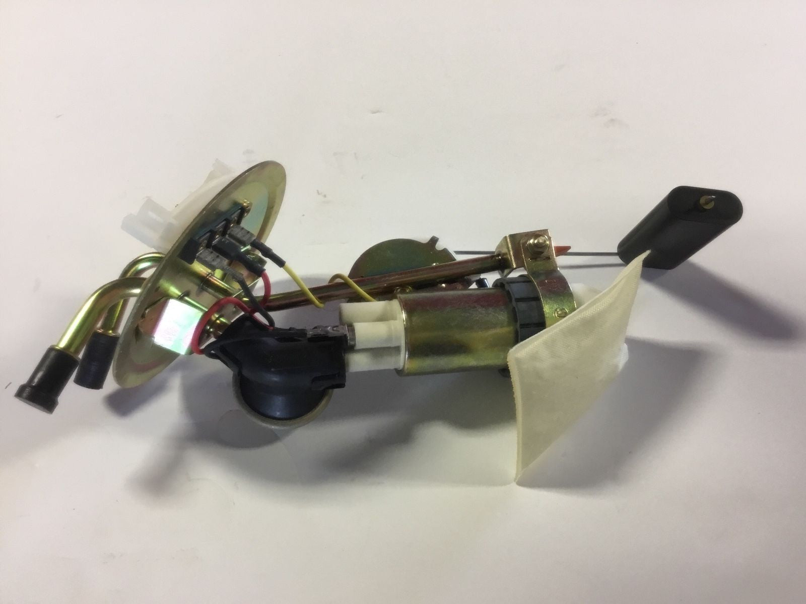 Fuel Pump and Sender Assembly Interchangeable with Airtex E2101S