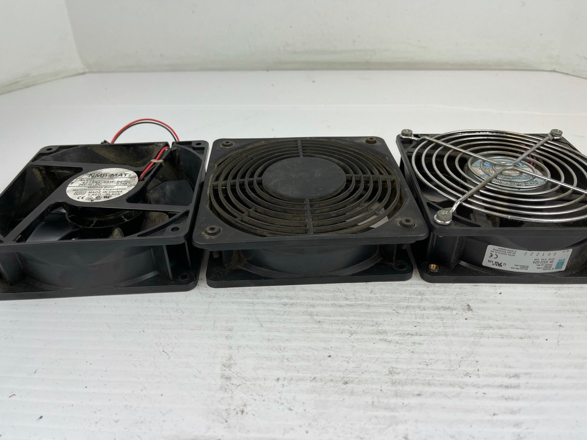 Lot of 3 Cooling Fans NMB 4715KL-05T-B40 NMB-MAT 4715KL-05-B20