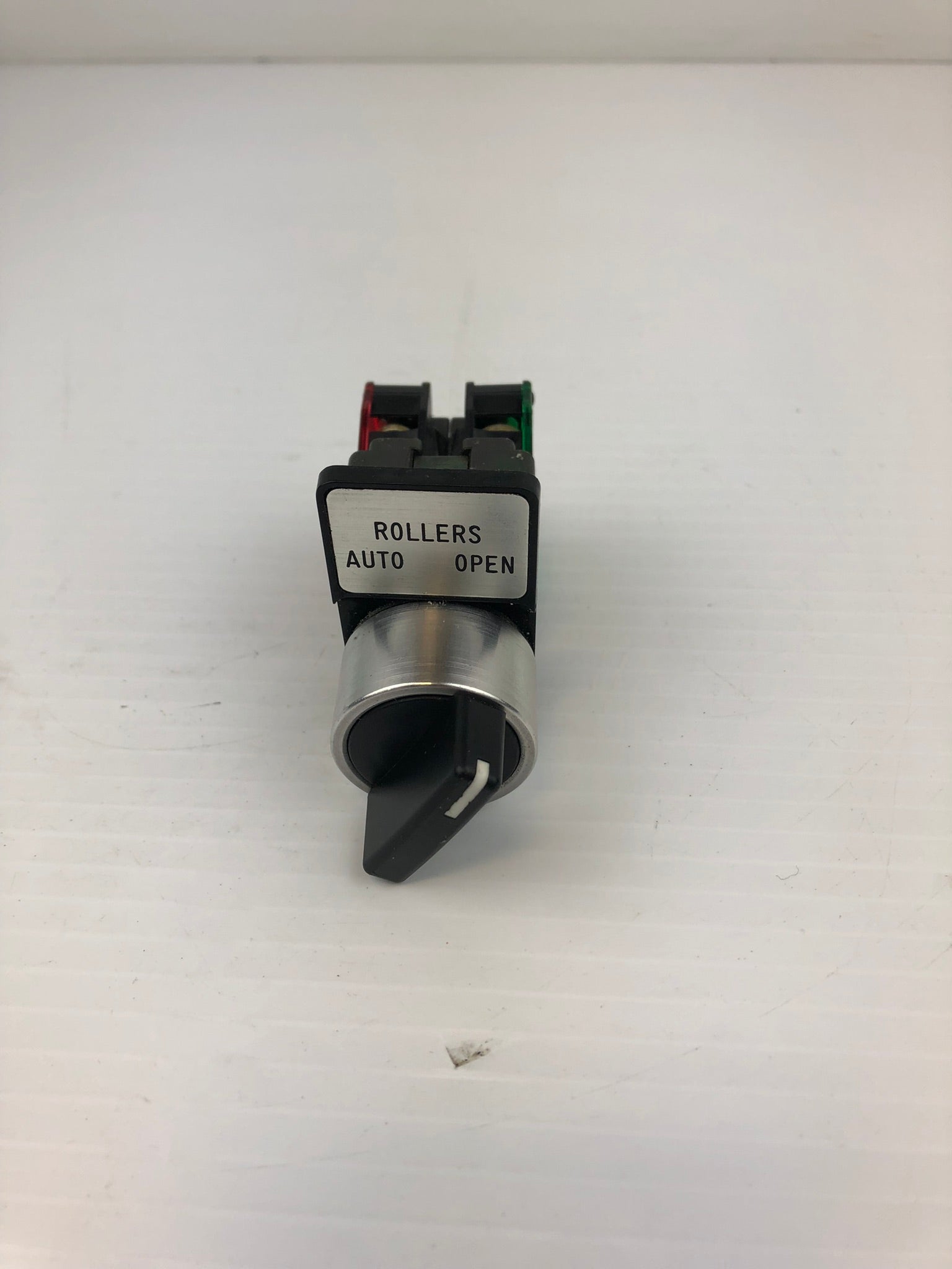 Allen-Bradley Switch Contact Block 2X01 2X10 "Rollers Auto Open" Series A