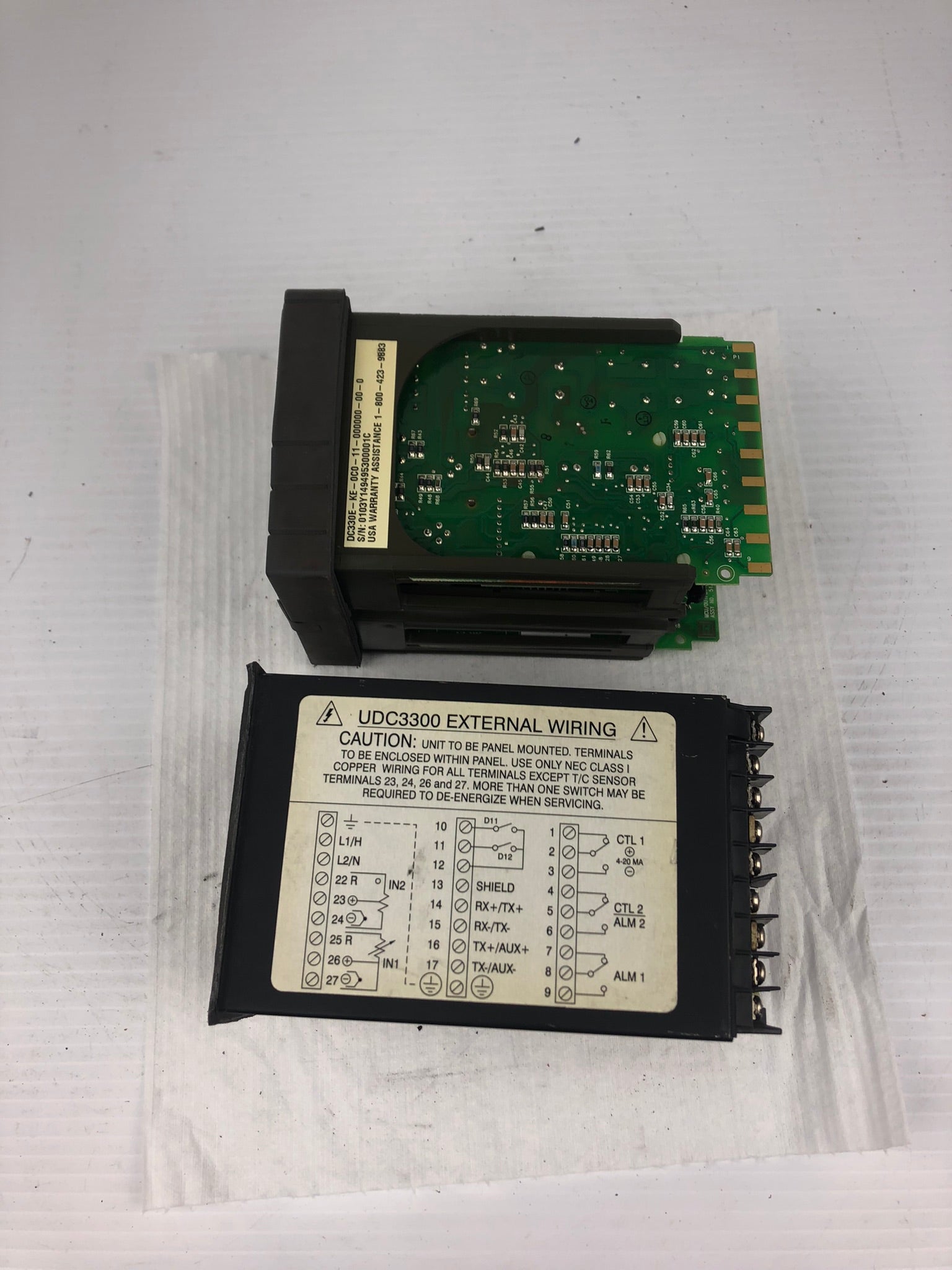 Honeywell DC330E-KE-0C0-11-000000-00-0 Versa Pro Controller