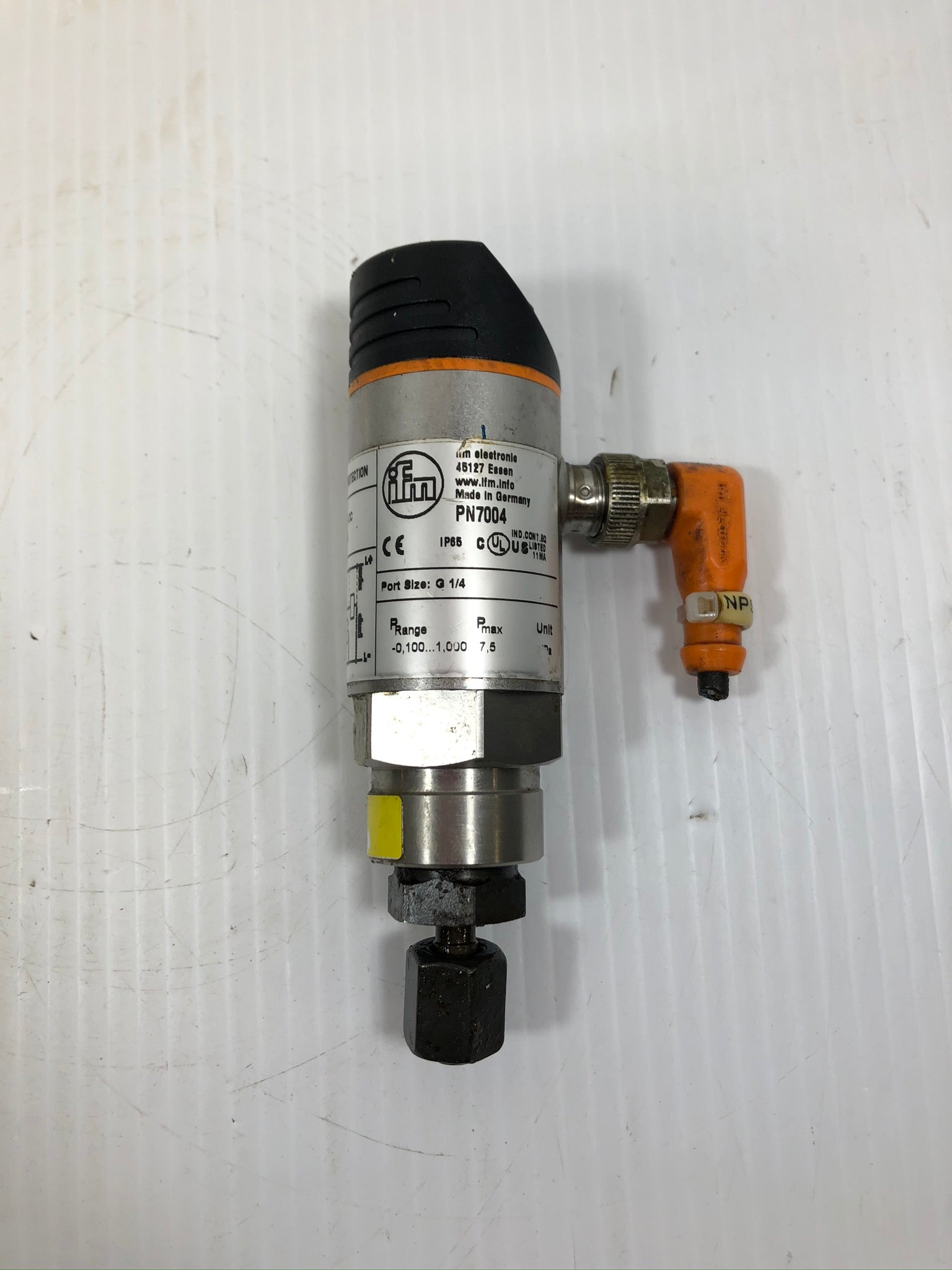 IFM Efector PN7004 Electronic Pressure Sensor