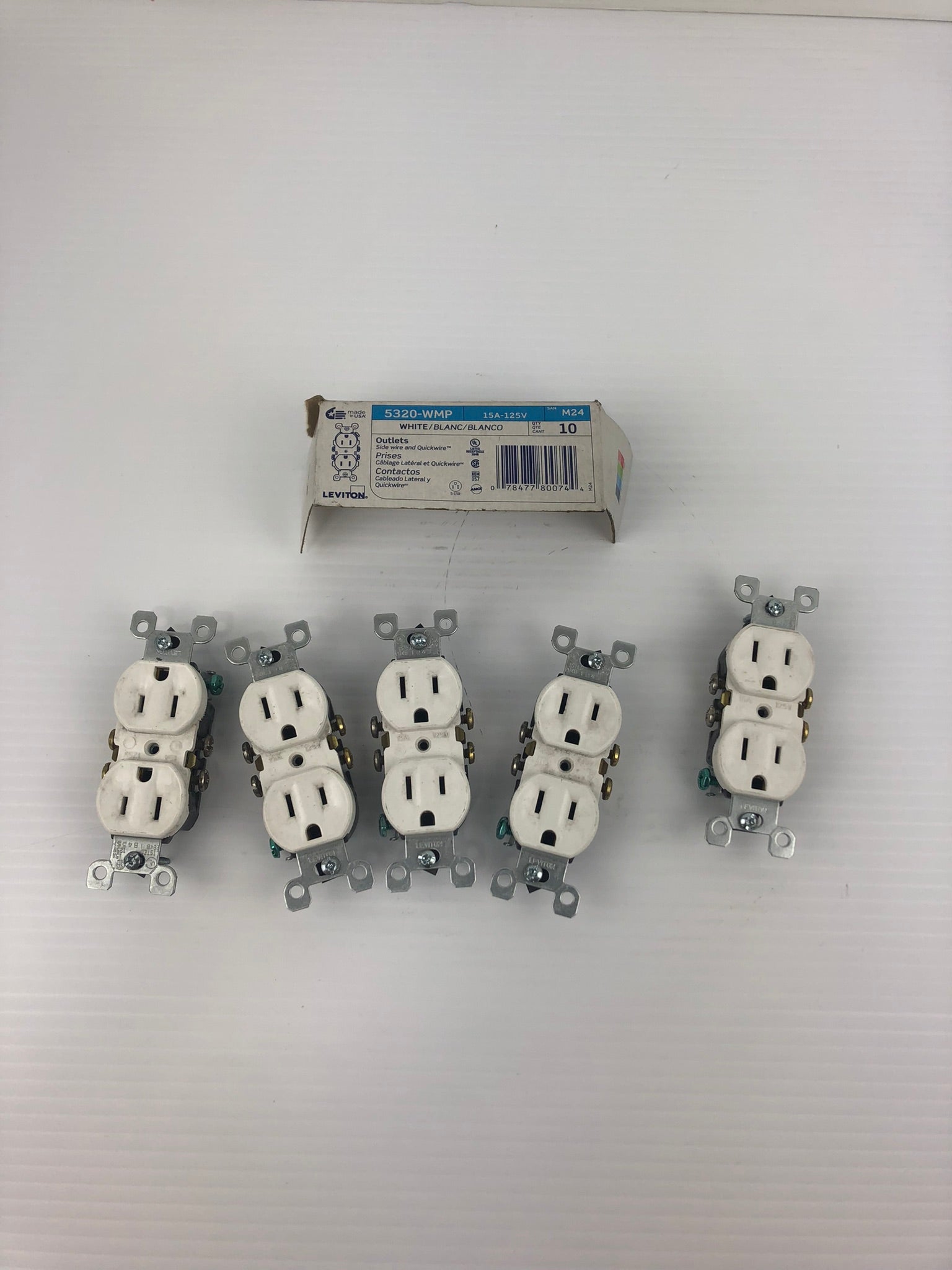 Leviton 5320-WMP White Outlet 15A-125V - Lot of 5