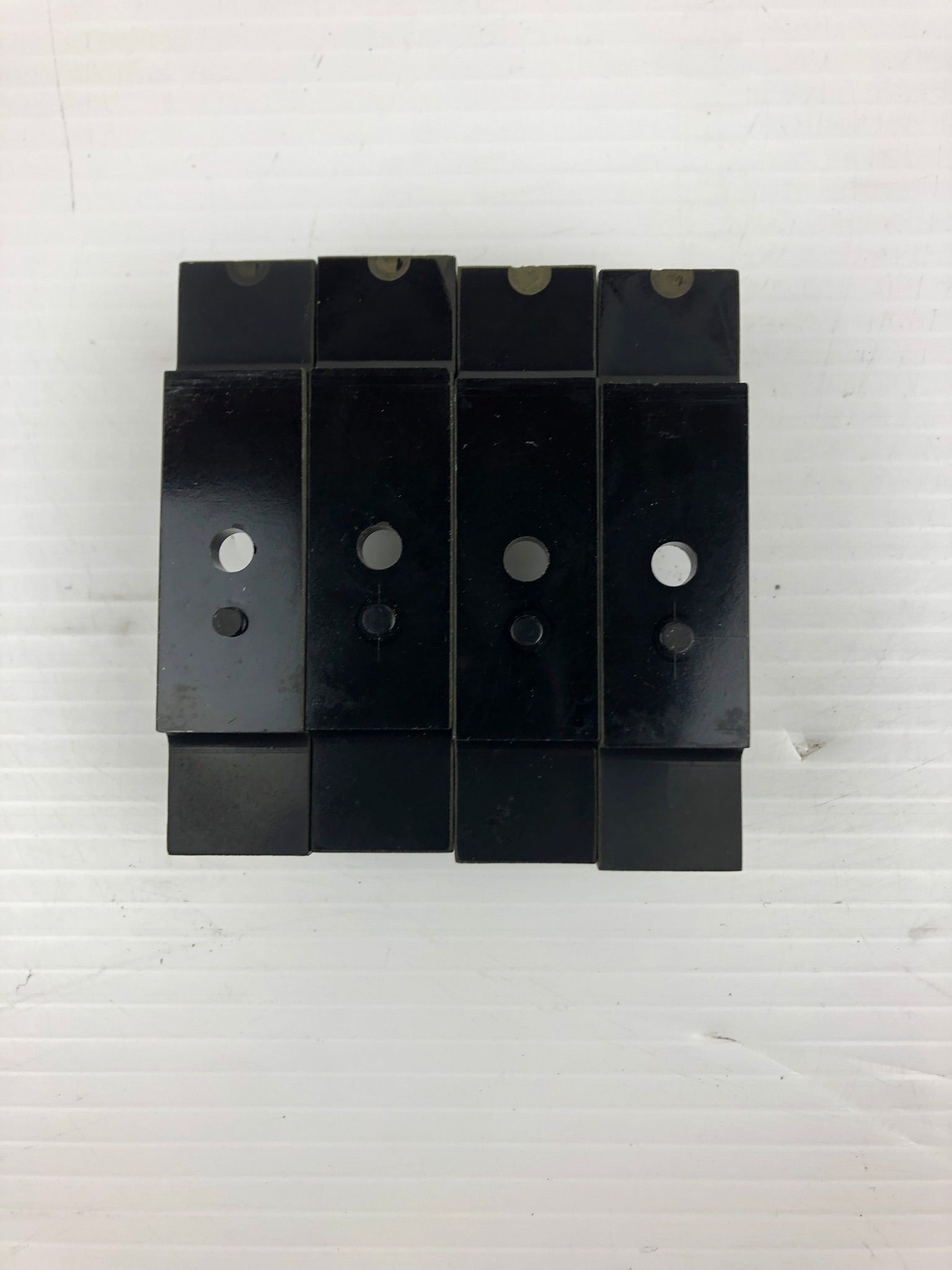 FHSC1F Fuse Holder AC 500V 30A (Lot of 4)