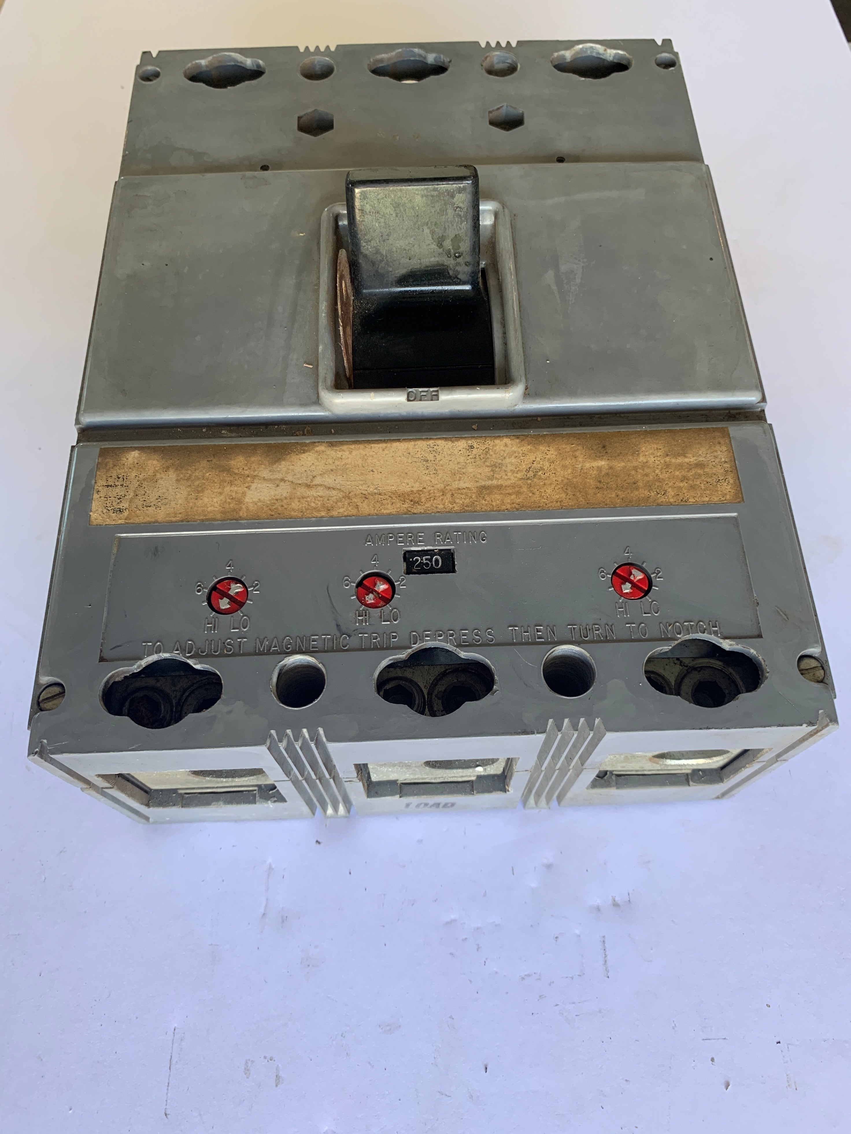 Westinghouse 250 Amp Circuit Breaker