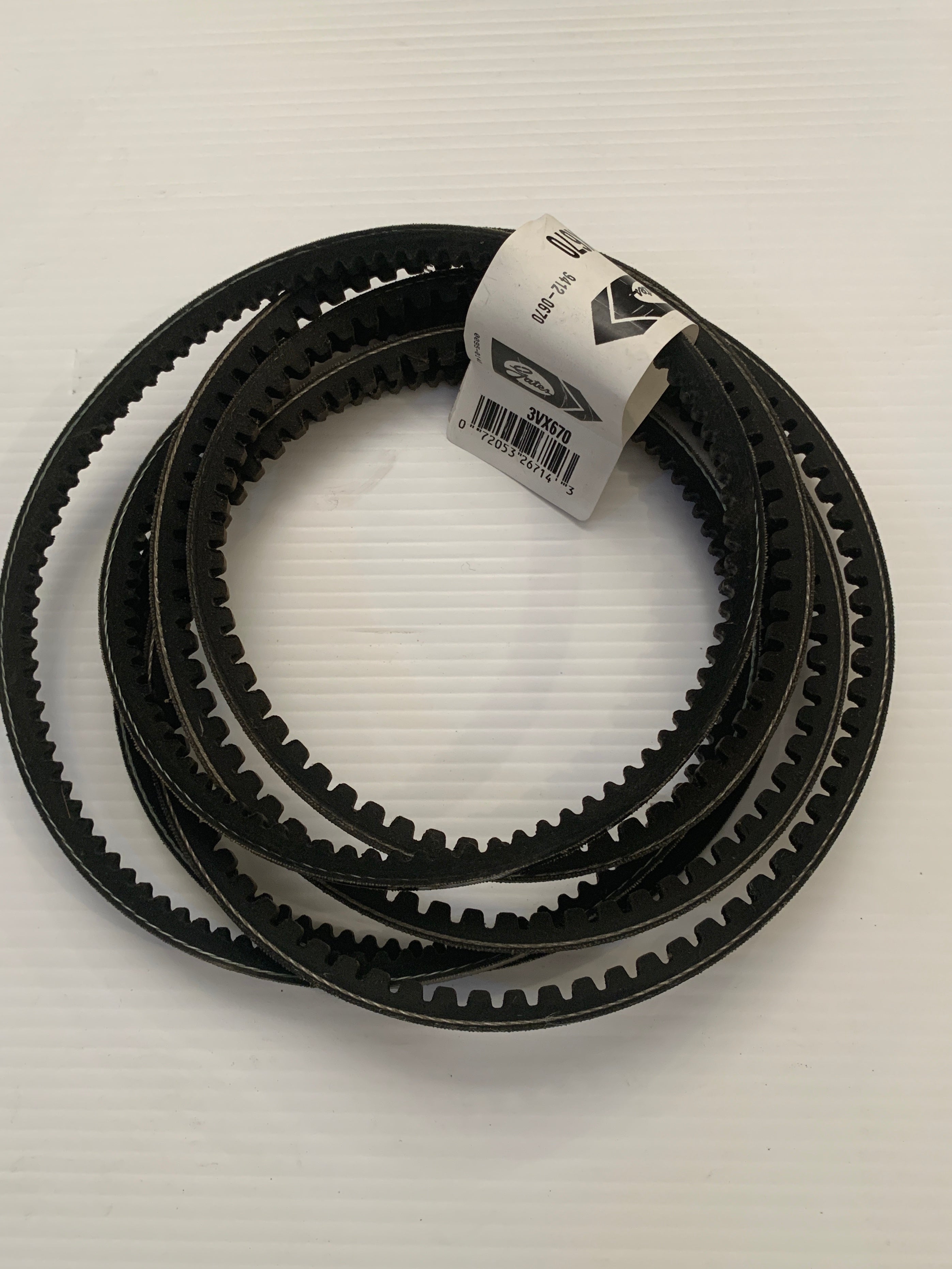 Gates 3VX670 Cogged V-Belt