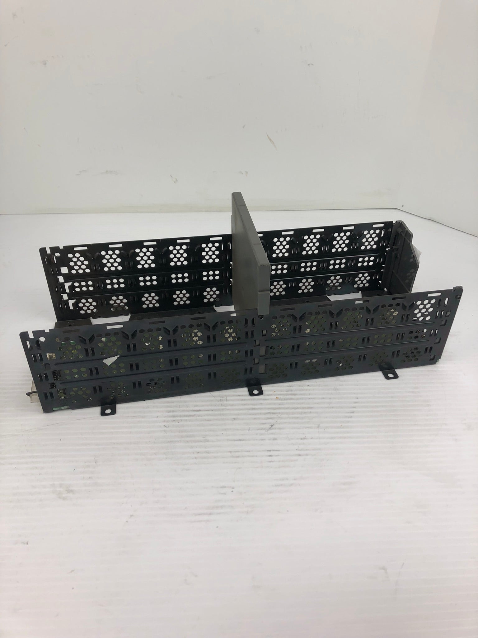Allen-Bradley 1746-A10 SLC 500 10 Slot Rack Series B