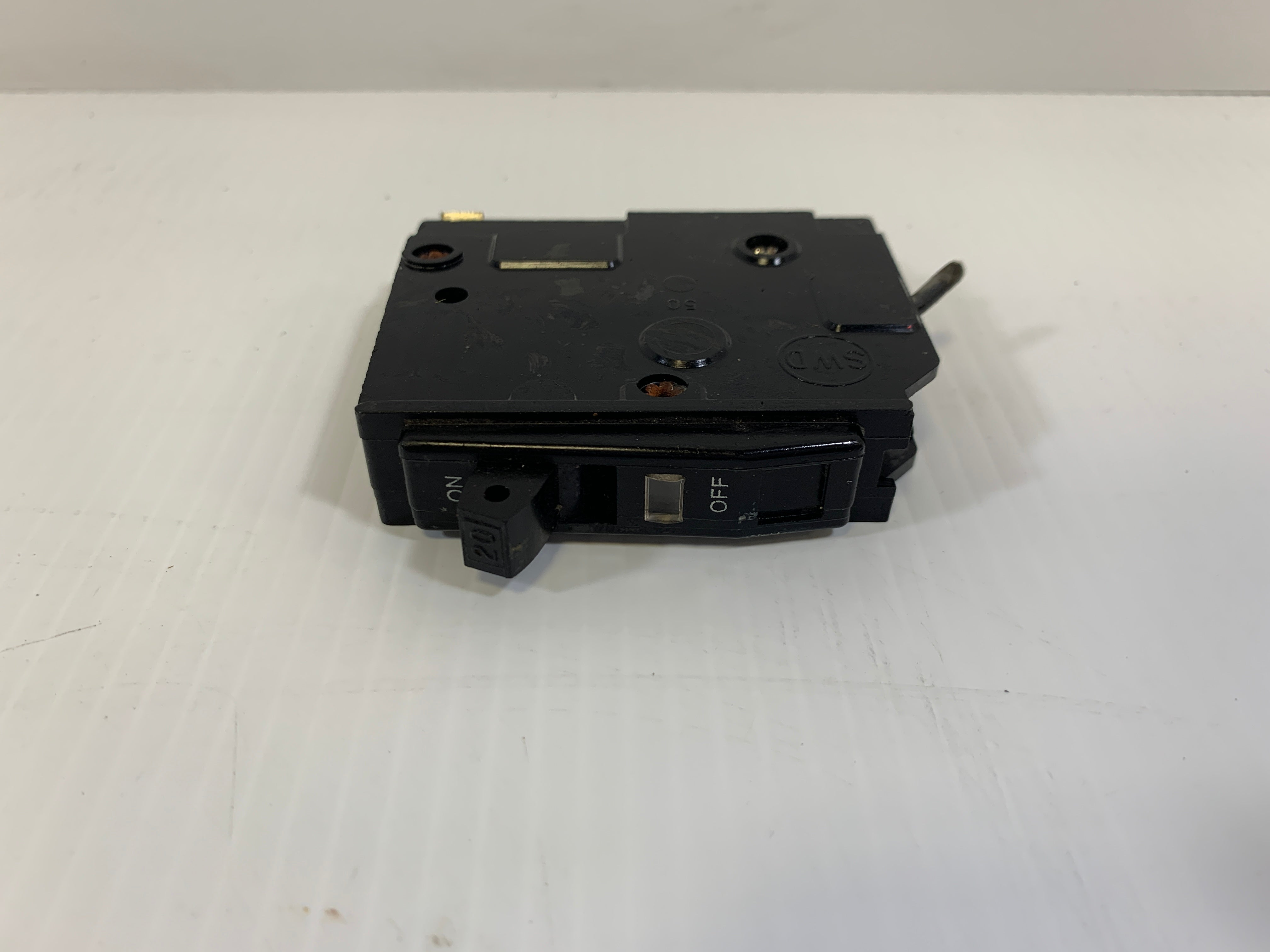 Square D 20 Amp Circuit Breaker 120/240 Volts
