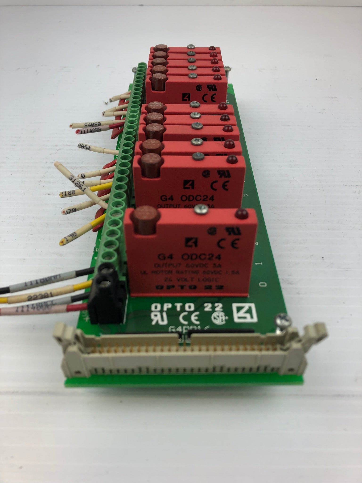 OPTO 22 Channel I/O Mounting Rack Control Board with 11 G4 OPC24 Output Modules