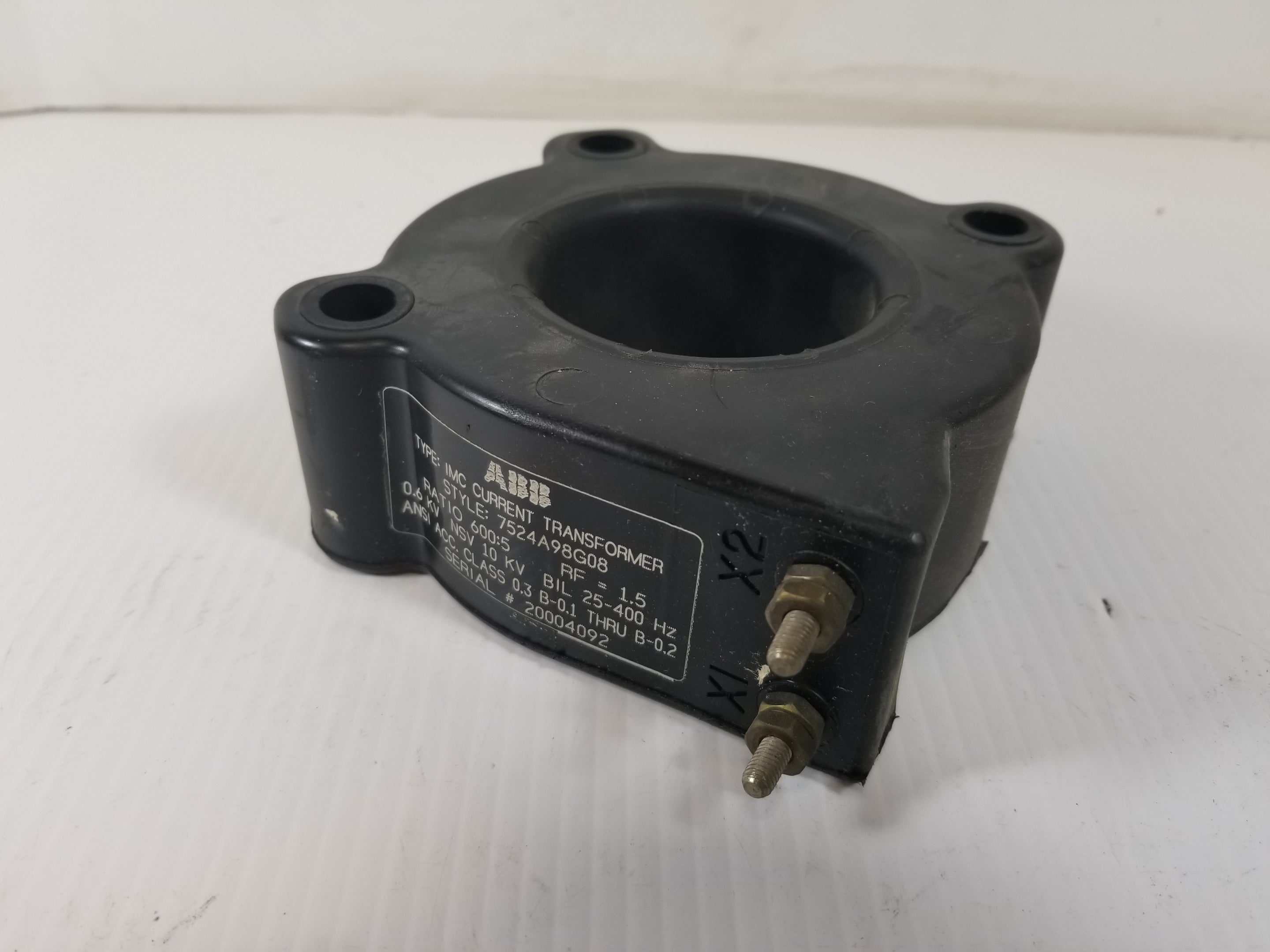 ABB 7524A98G08 0.6kV Current Transformer