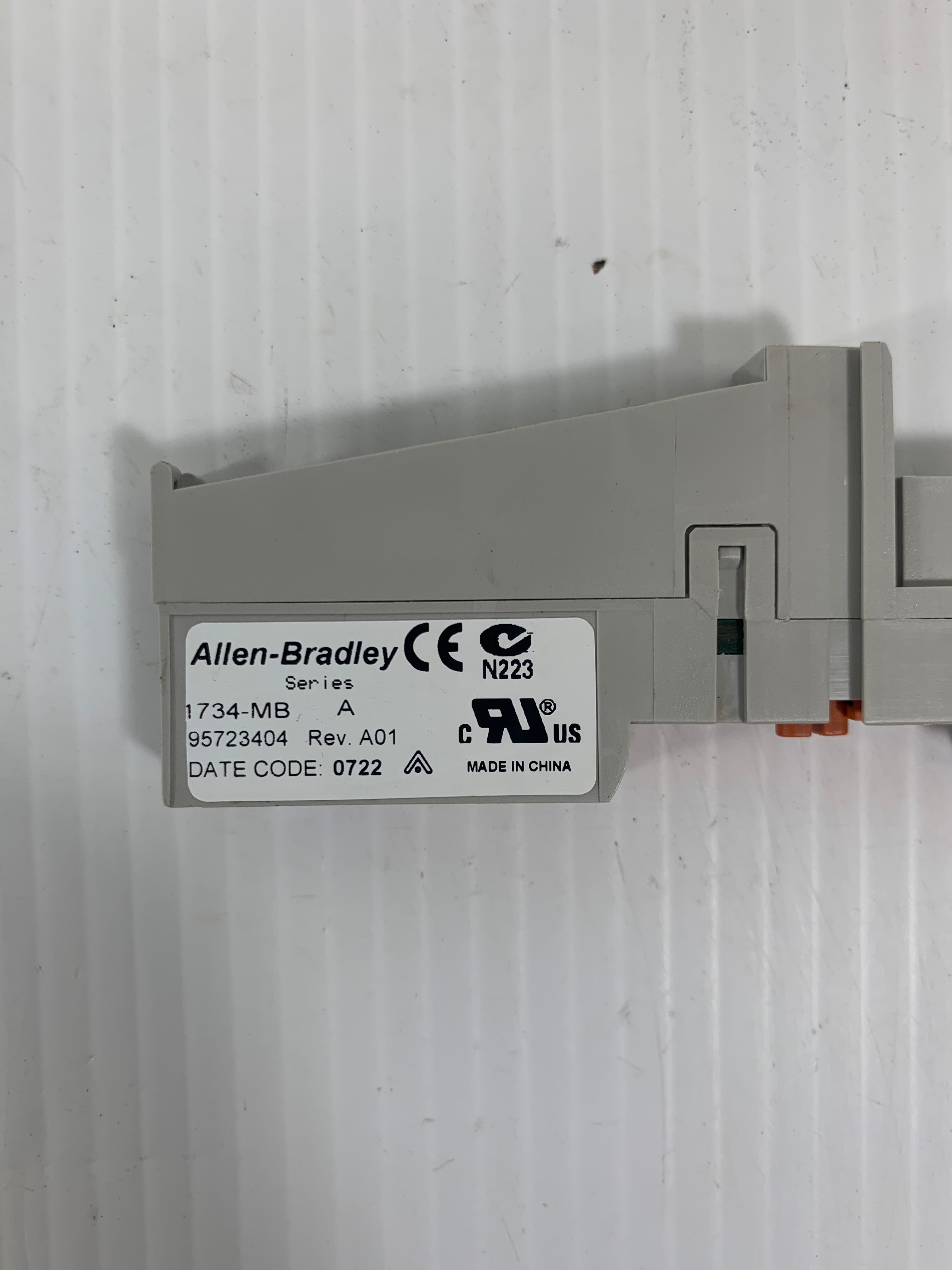 Allen-Bradley 1734-MB Input Module Series A