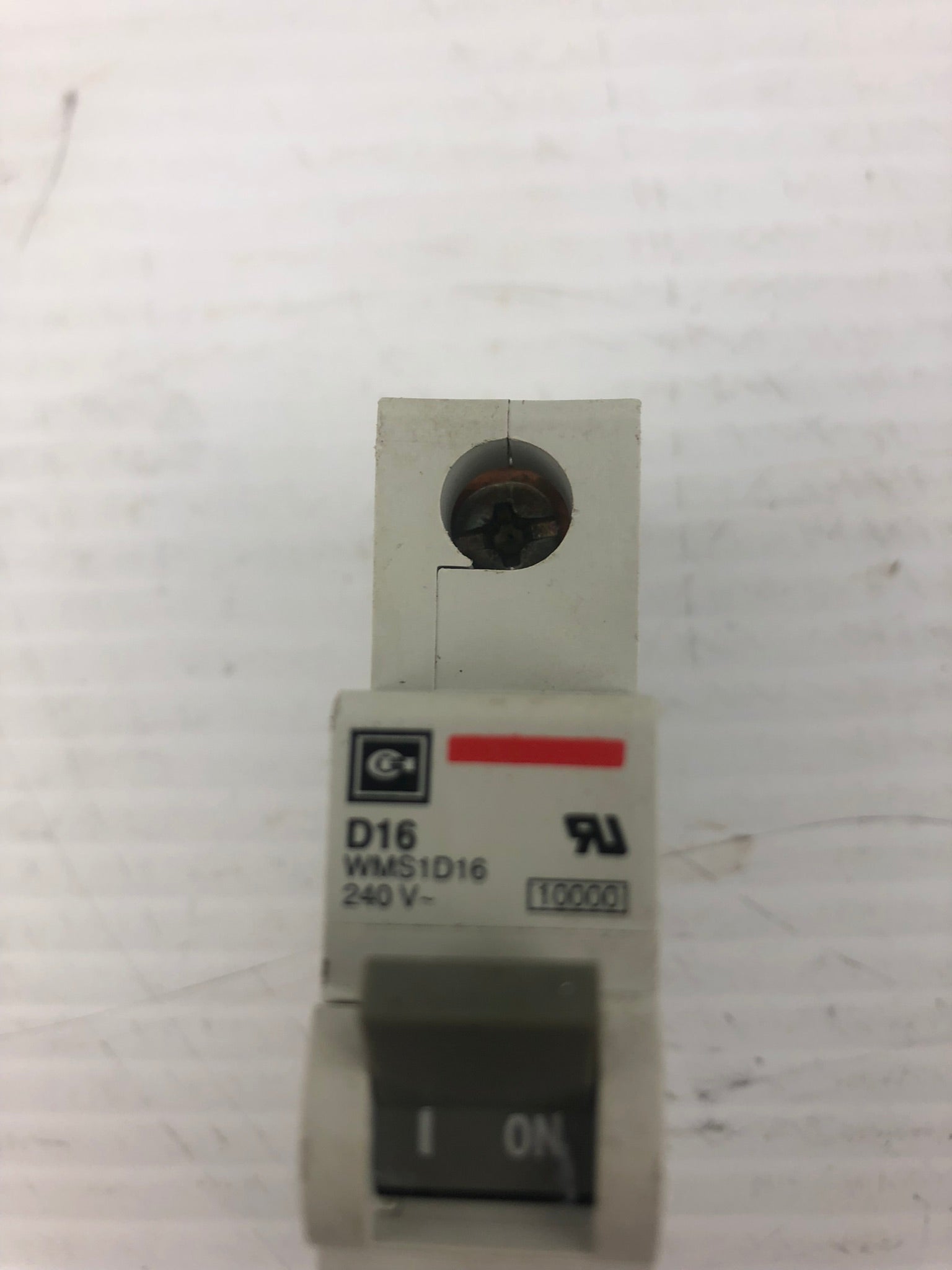 Cutler-Hammer WMS1D16 Miniature Circuit Breaker 240V 1 Pole 16A