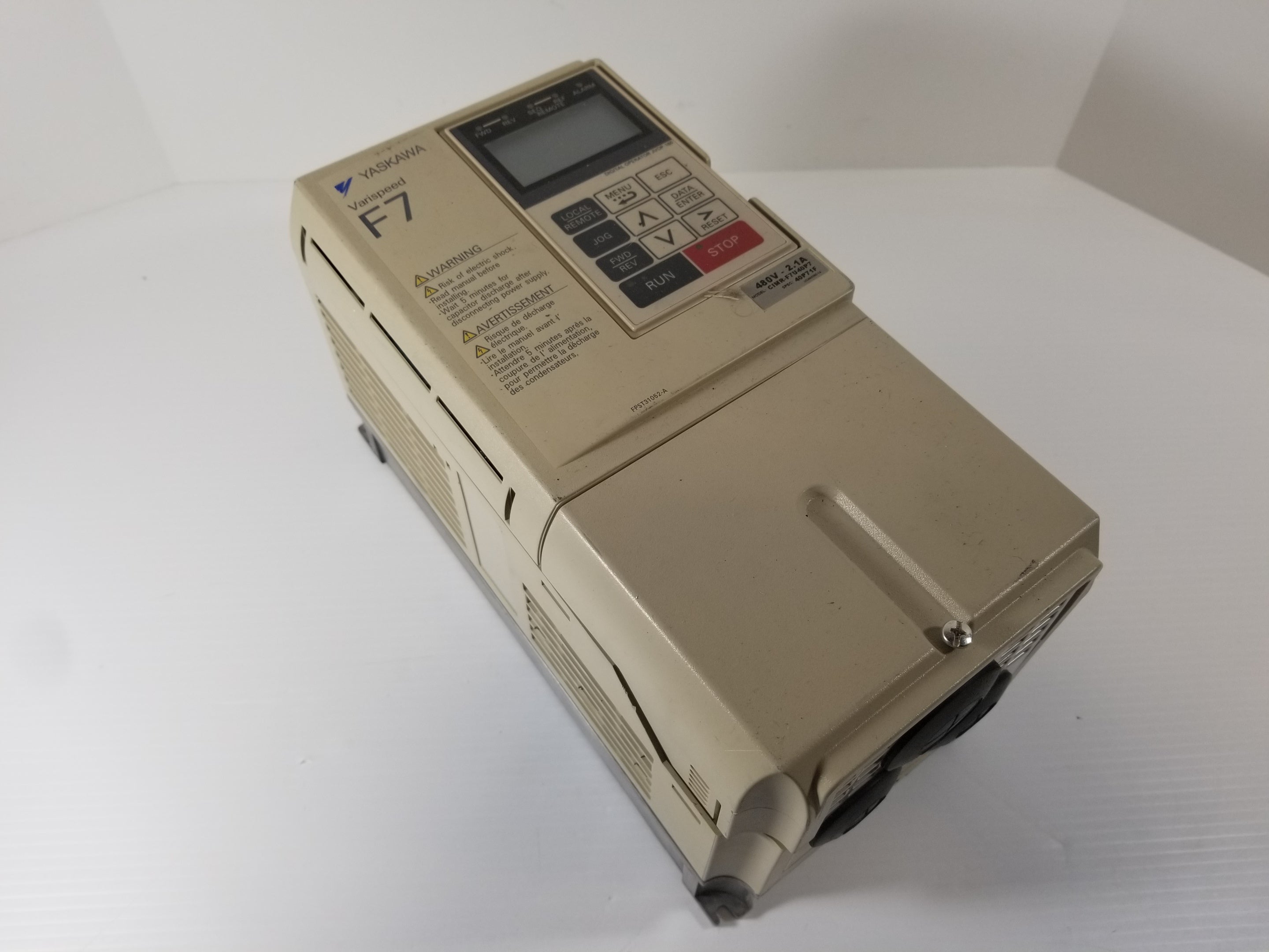 Yaskawa CIMR-F7U40P7 Varispeed AC Servo Drive