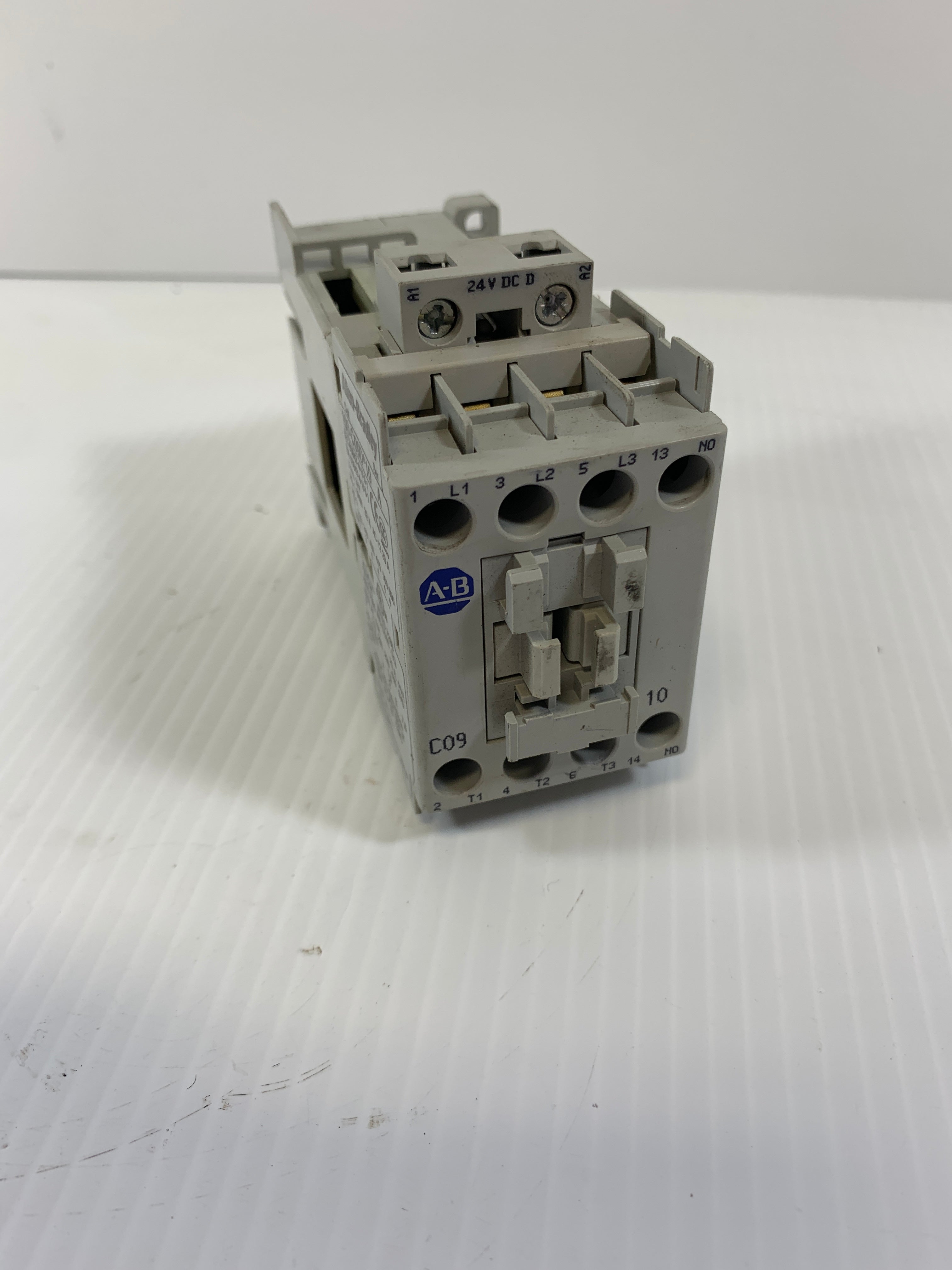 Allen-Bradley Contactor 100-C09D*10 Series A
