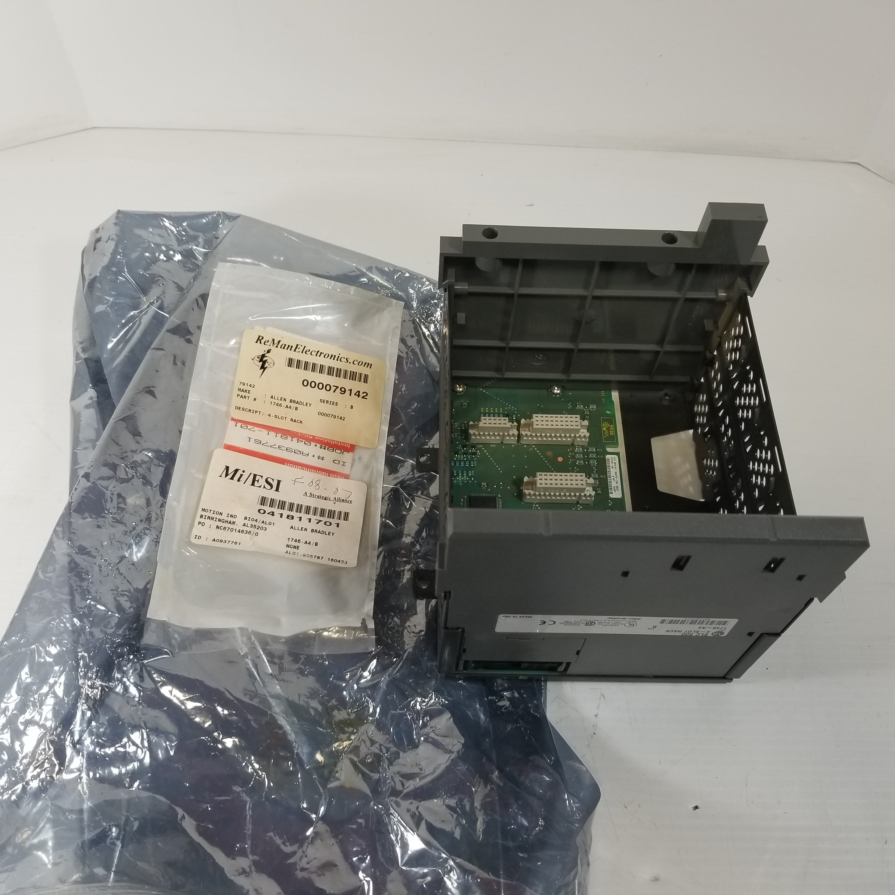 Allen-Bradley 1746-A4 4 Slot Rack SLC500