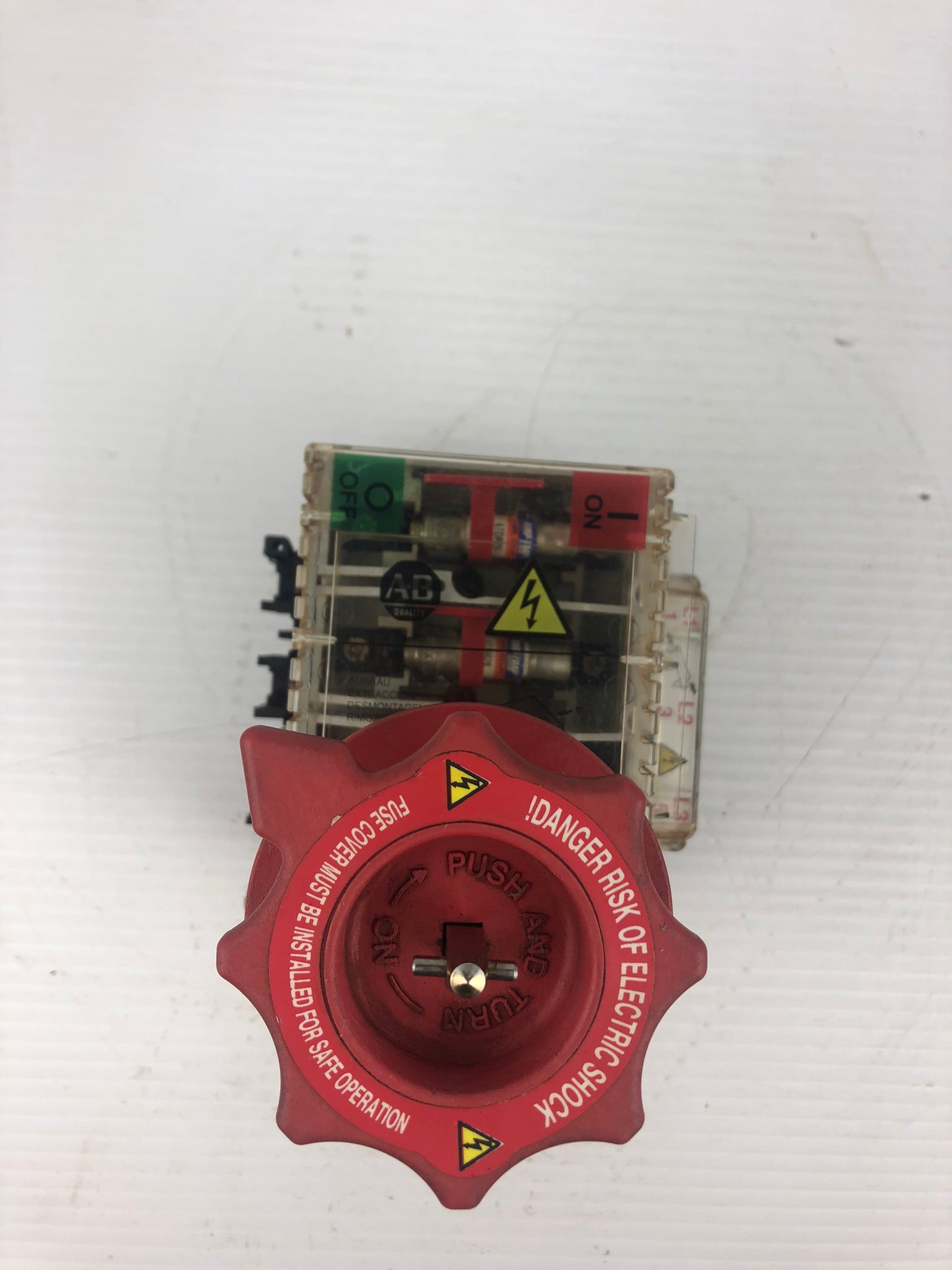 Allen-Bradley 194RF-NC030* Ser A Fused Disconnect Switch Mounted