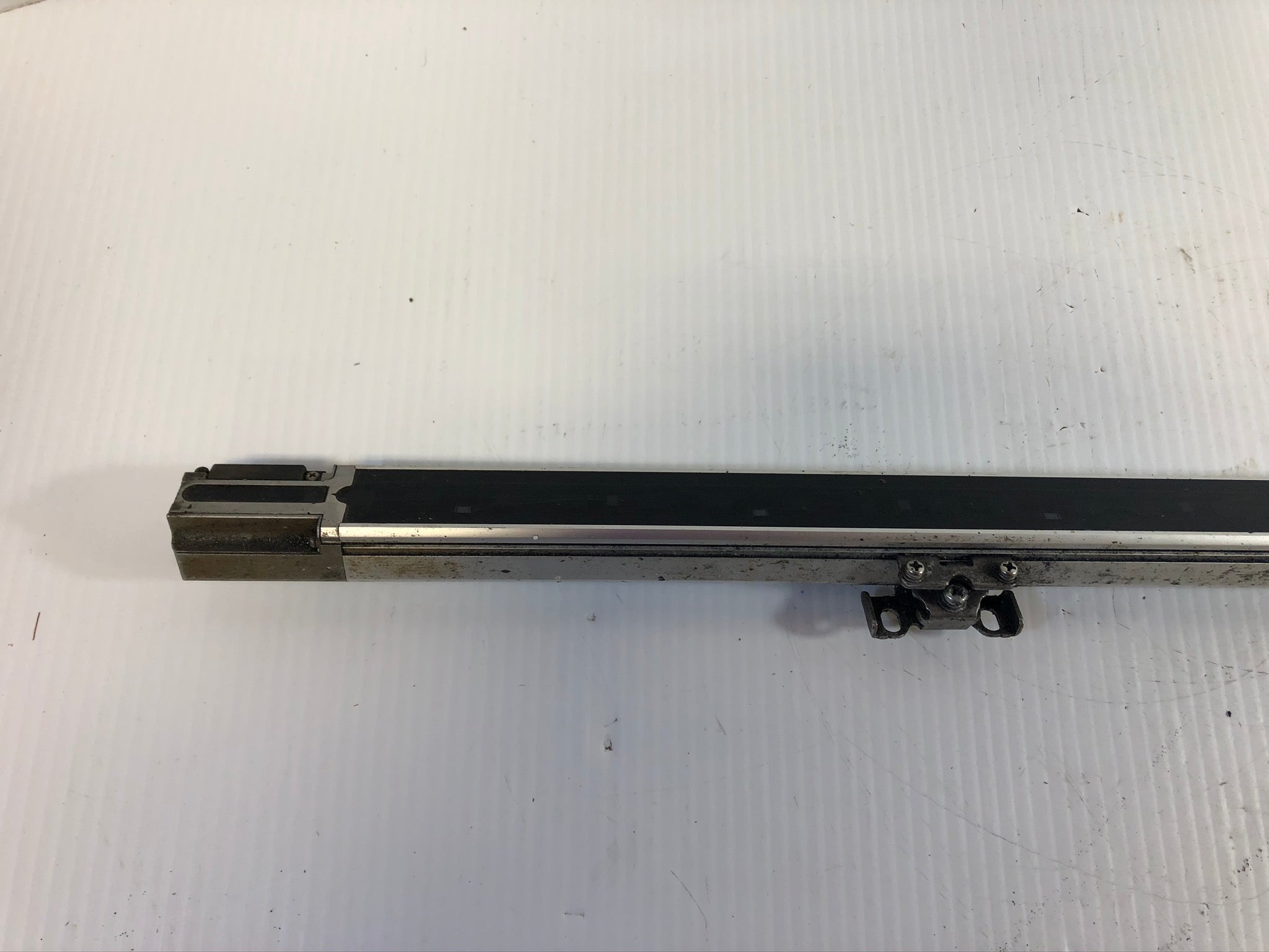 Keyence SL-V44H-T Type 4 Light Curtain Transmitter and SL-V28H Receiver