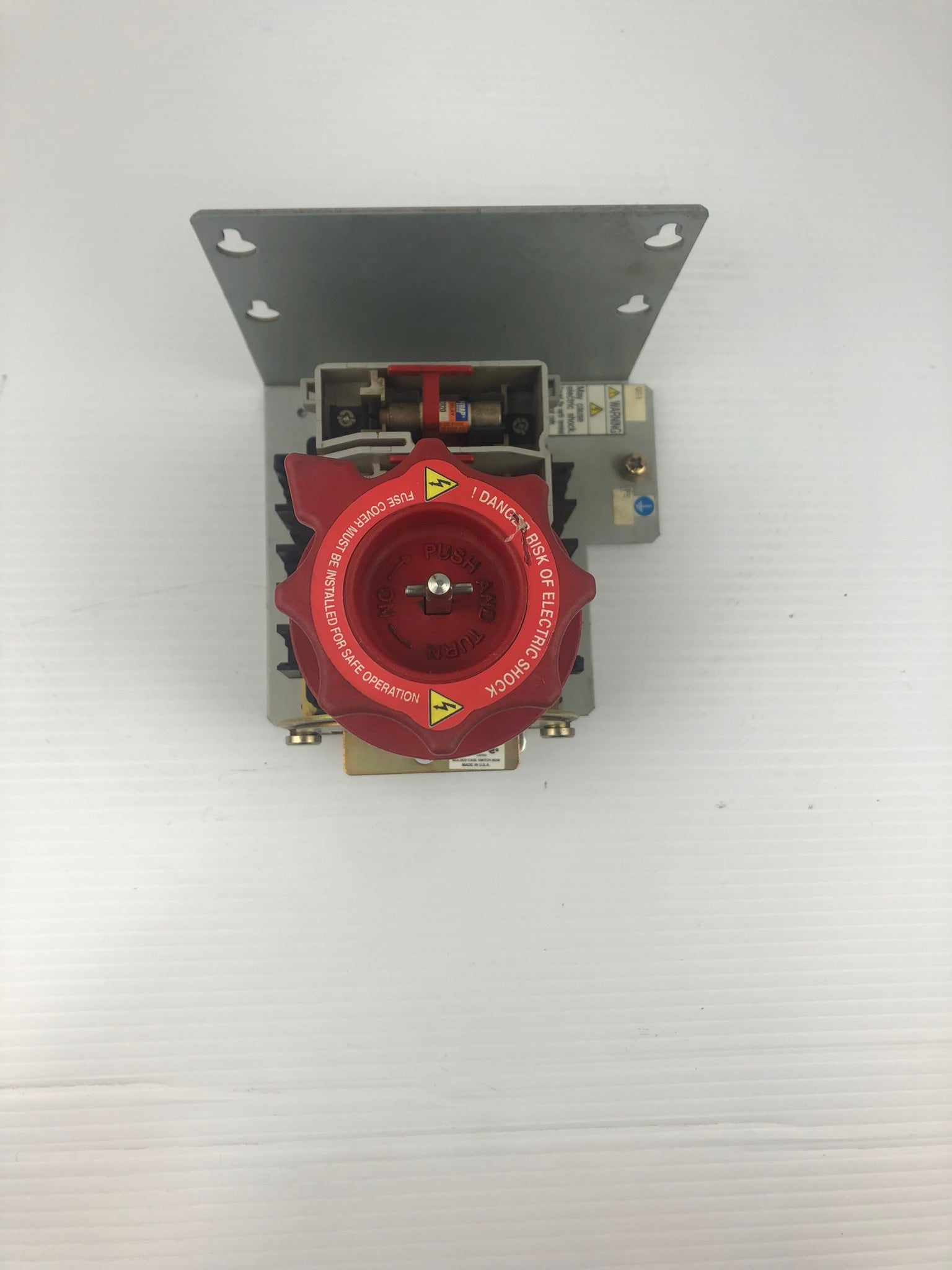 Allen-Bradley 194RF-NC030* Ser A Fused Disconnect Switch Mounted Broken Casing
