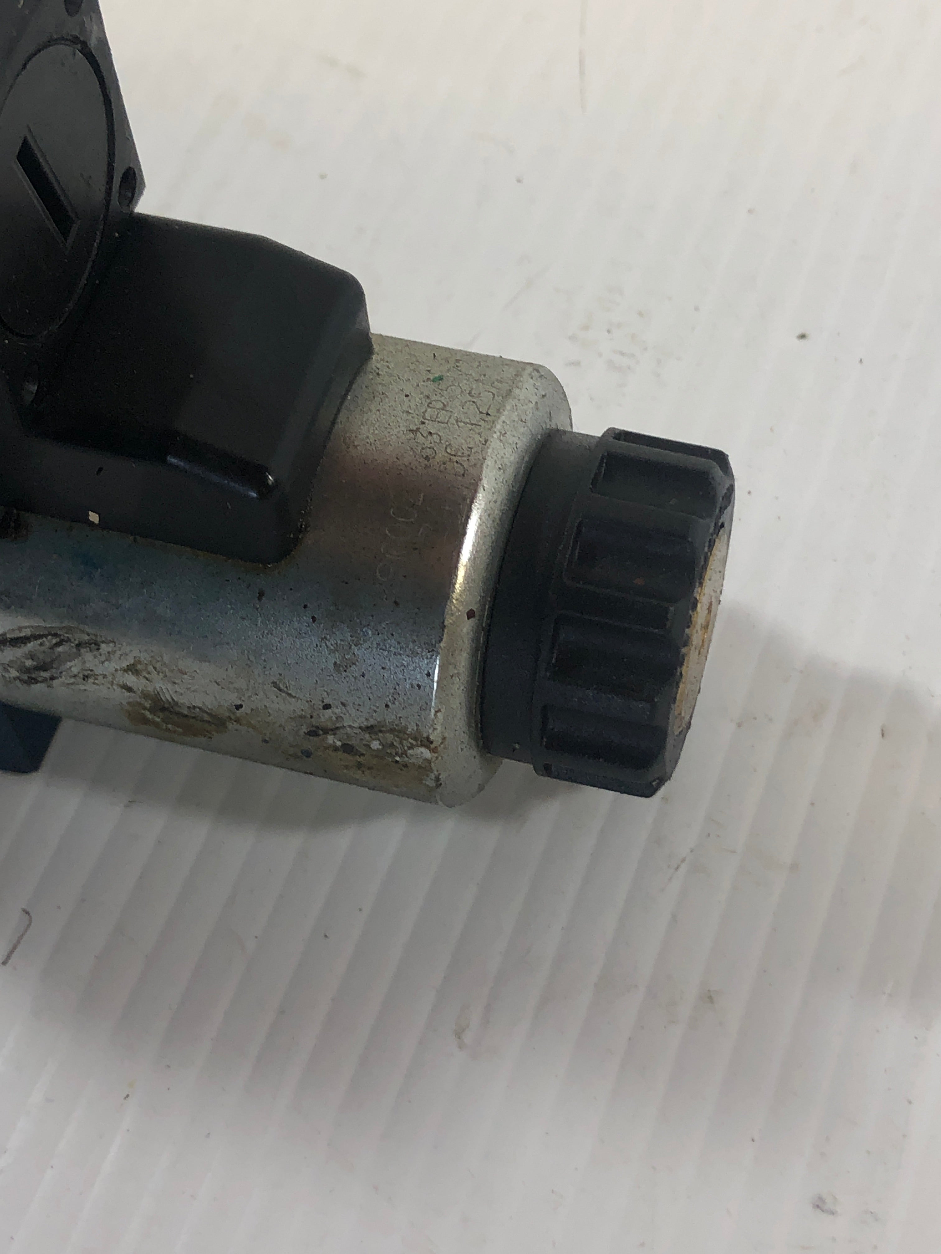 Rexroth 4WE6J62/EG24N9DK24L2/62 FD 21017 Double Control Valve