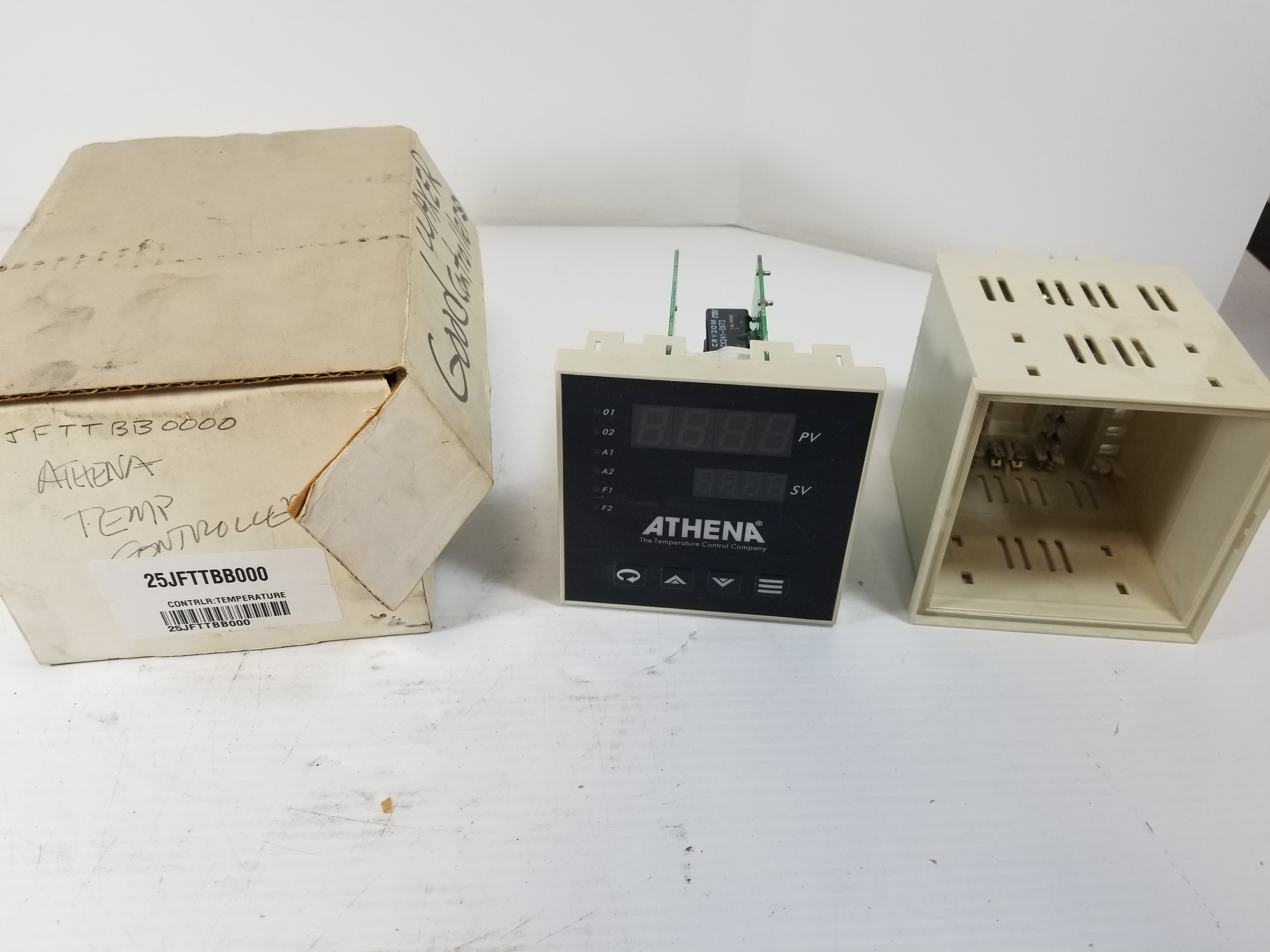 Athena 25JFTTBB000 Temperature Controller
