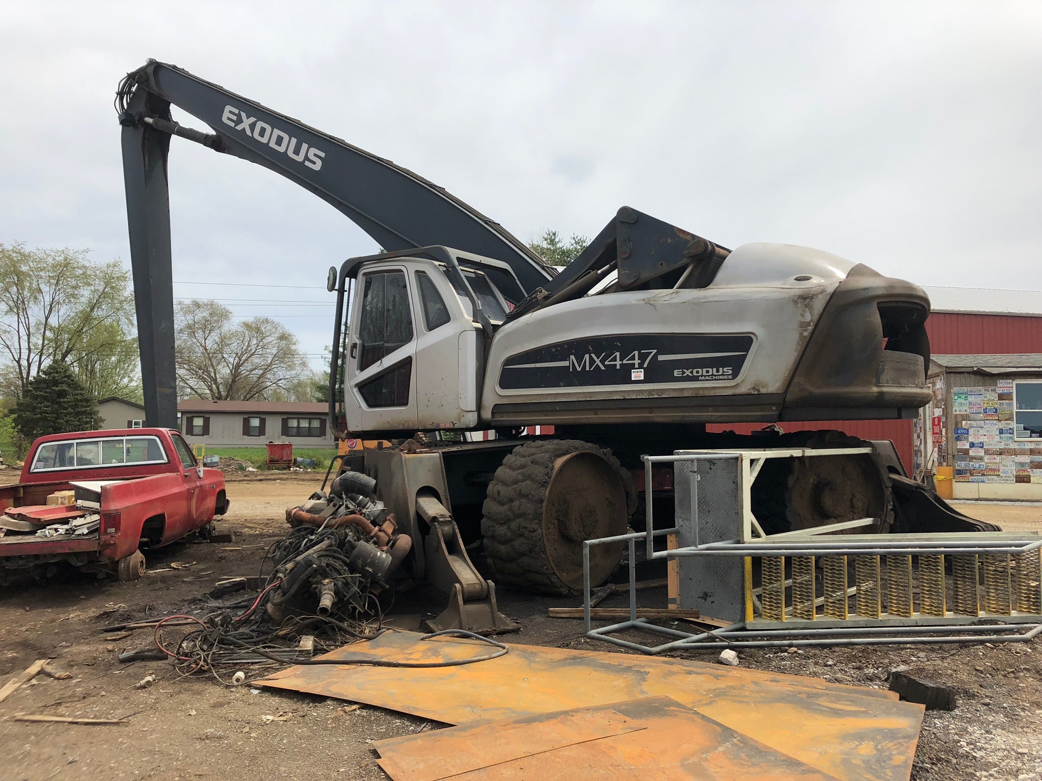 Exodus MX447 Material Handler for Scrap Processing, Demolition
