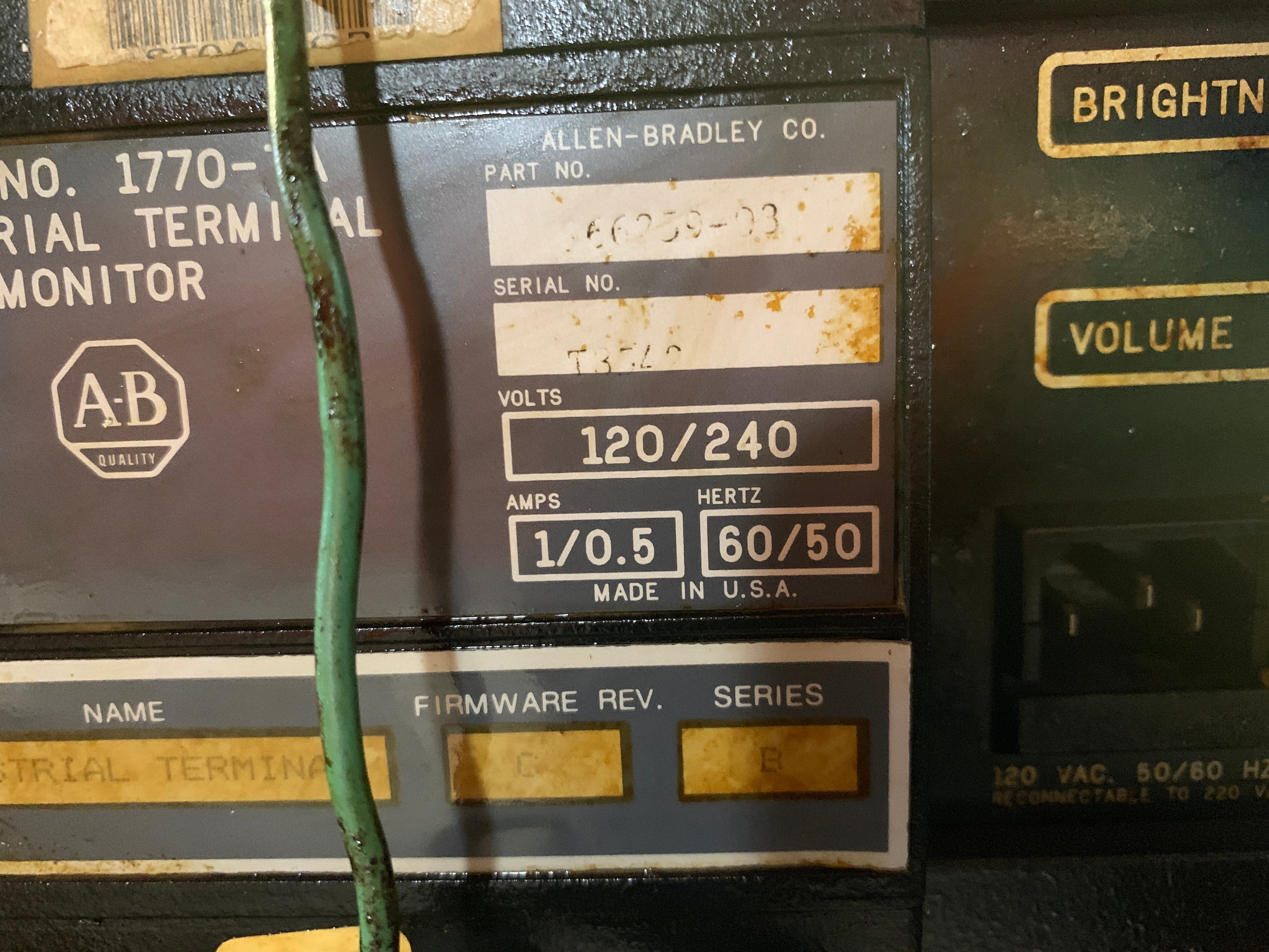 Allen-Bradley 1770-TA Industrial Terminal Monitor and Stand Tektronix 205D
