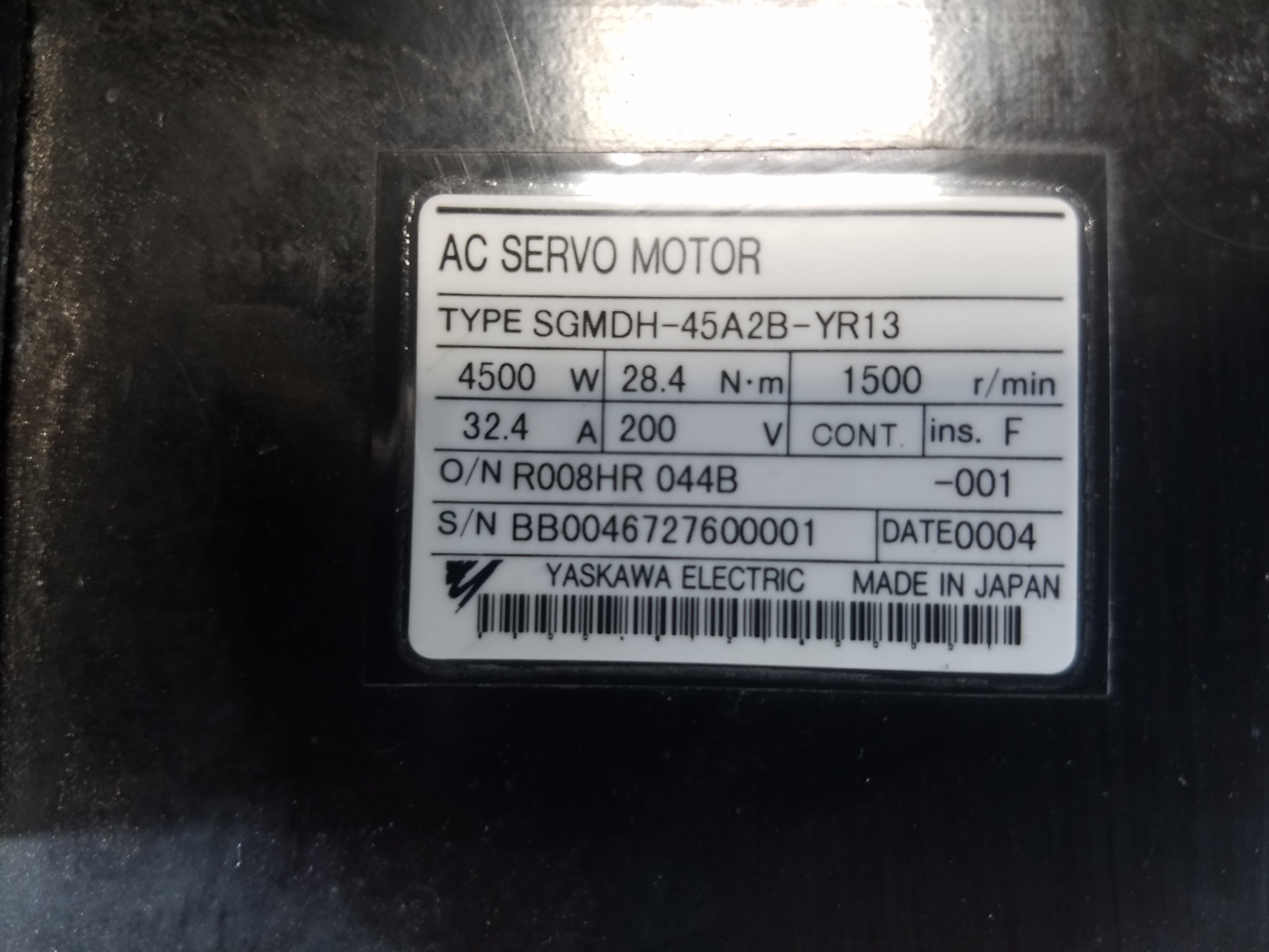 Yaskawa SGMDH-45A2B-YR13 AC Servo Motor 4500W 1500r/min