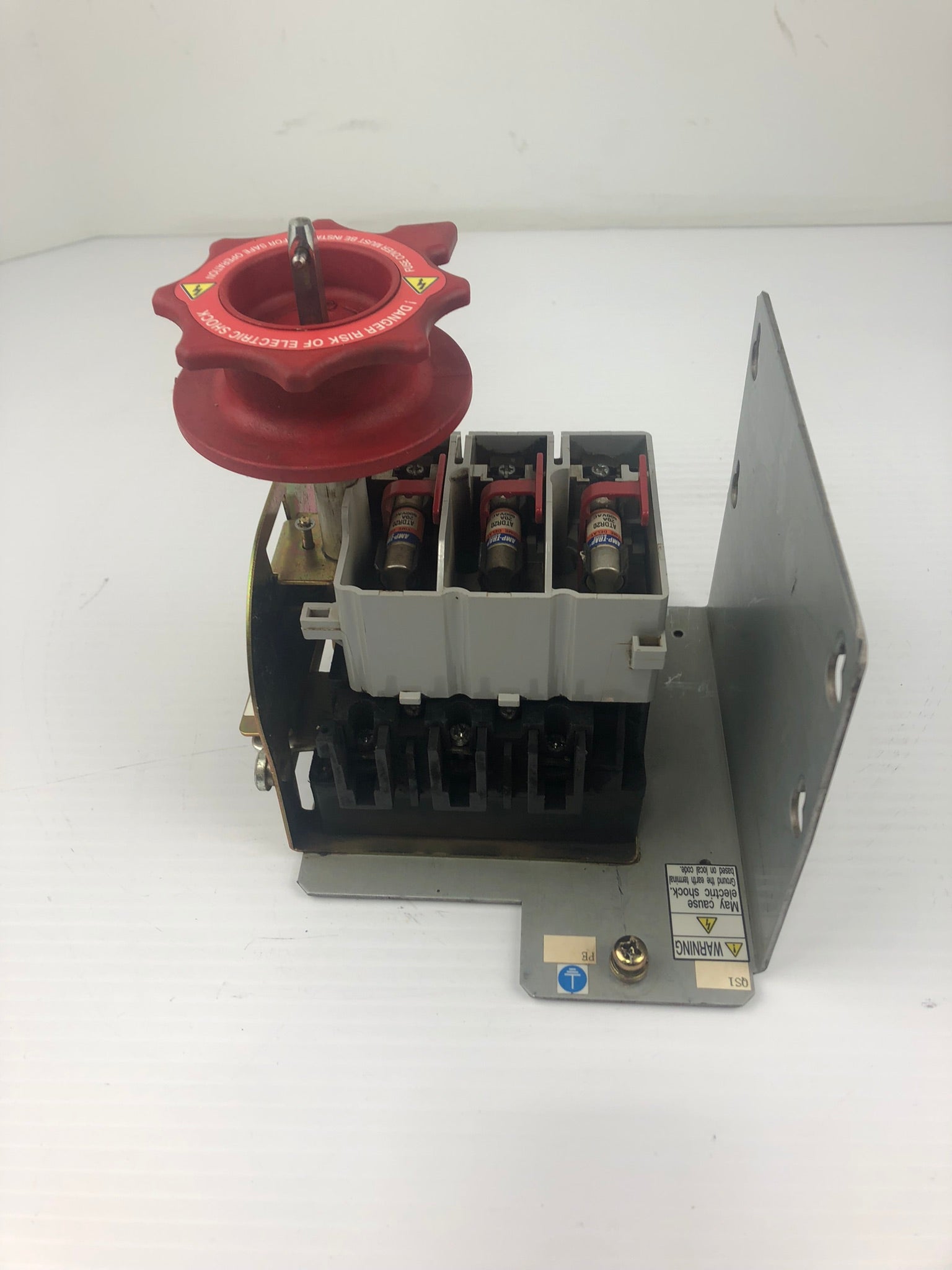 Allen-Bradley 194RF-NC030* Ser A Fused Disconnect Switch Mounted Top Cover