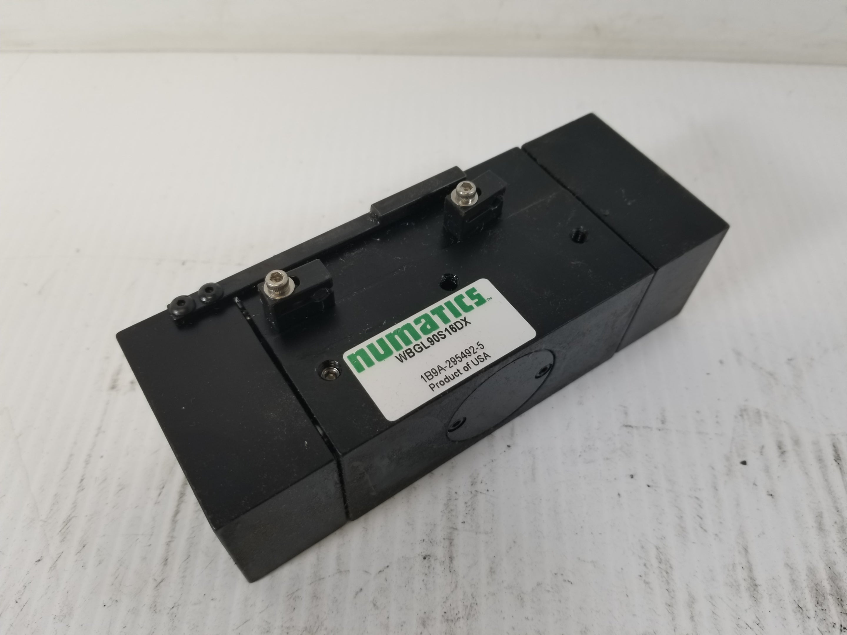 Numatics WBGL90S16DX Pneumatic Gripper