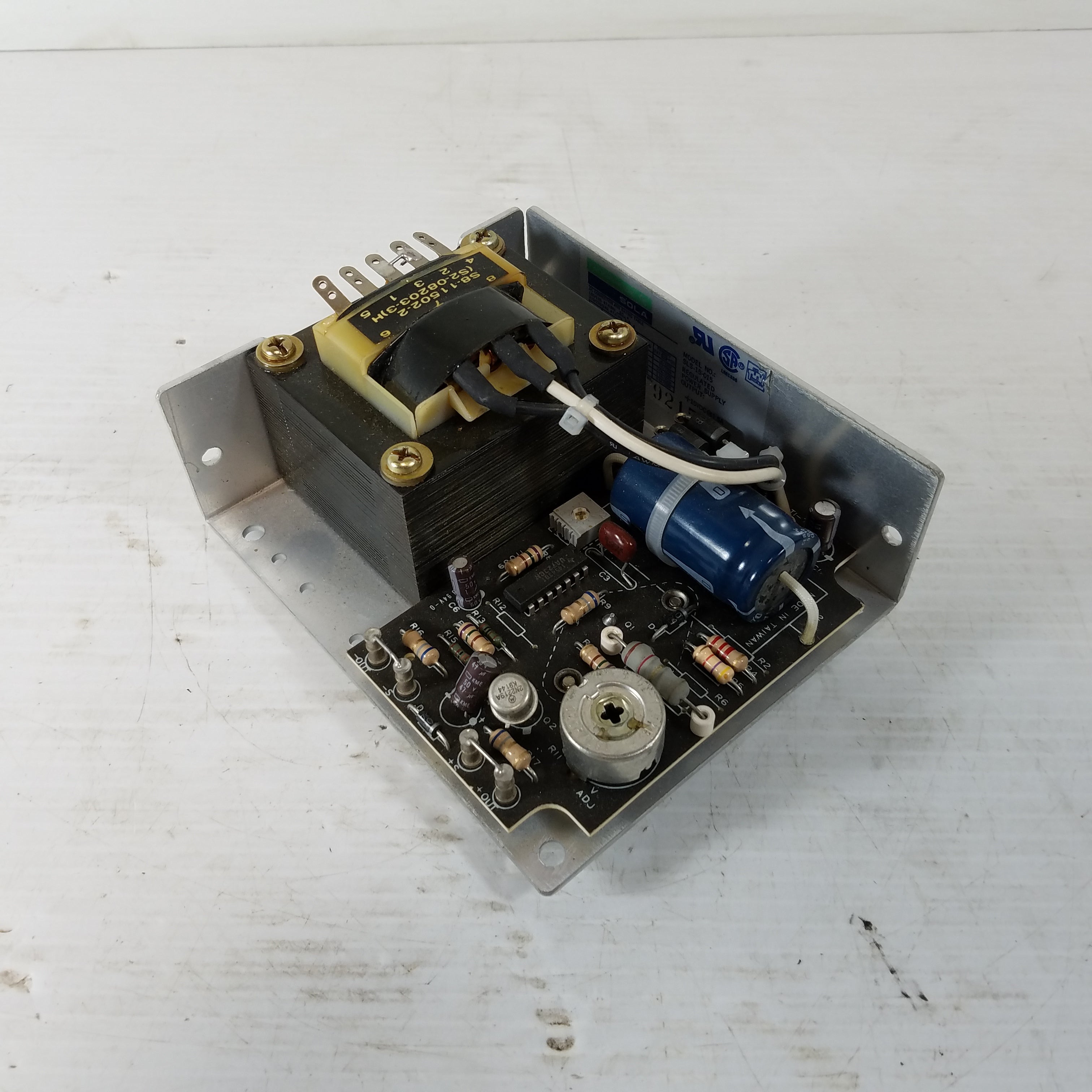 Sola SLS-15-015 Regulated Power Supply