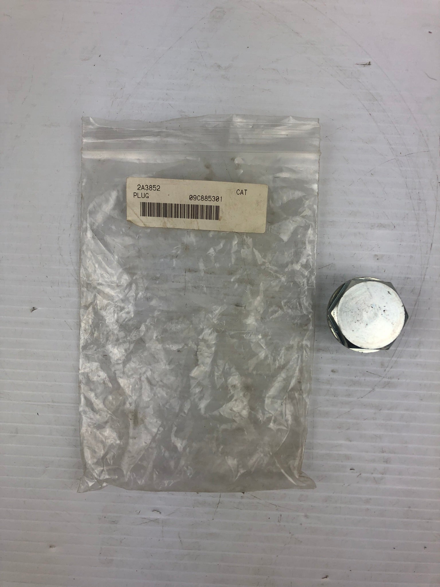 CAT 2A-3852 Plug Caterpillar 2A3852