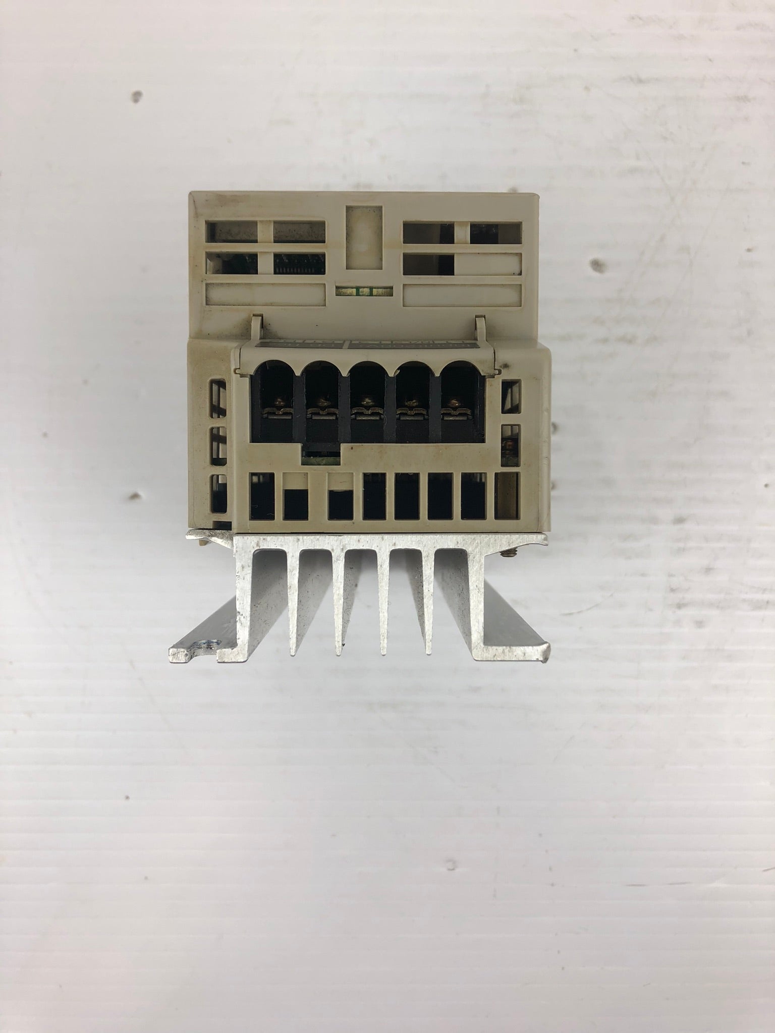 Omron 3G3EV-A2002 Sysdrive Inverter 200V Class 3PH 0.2kW