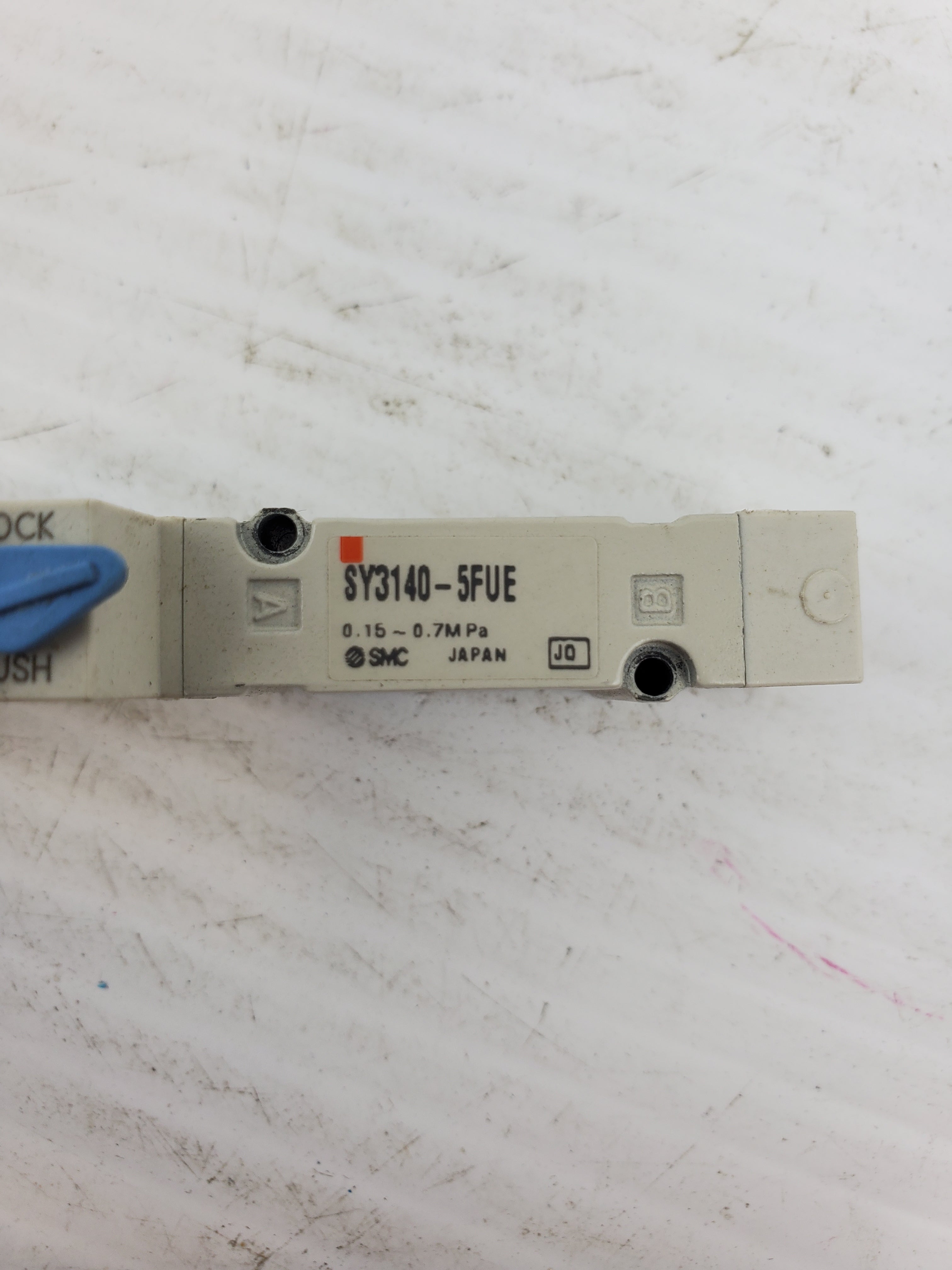 SMC SY3140-5FUE Solenoid Valve 0.15-0.7MPa SY31405FUE