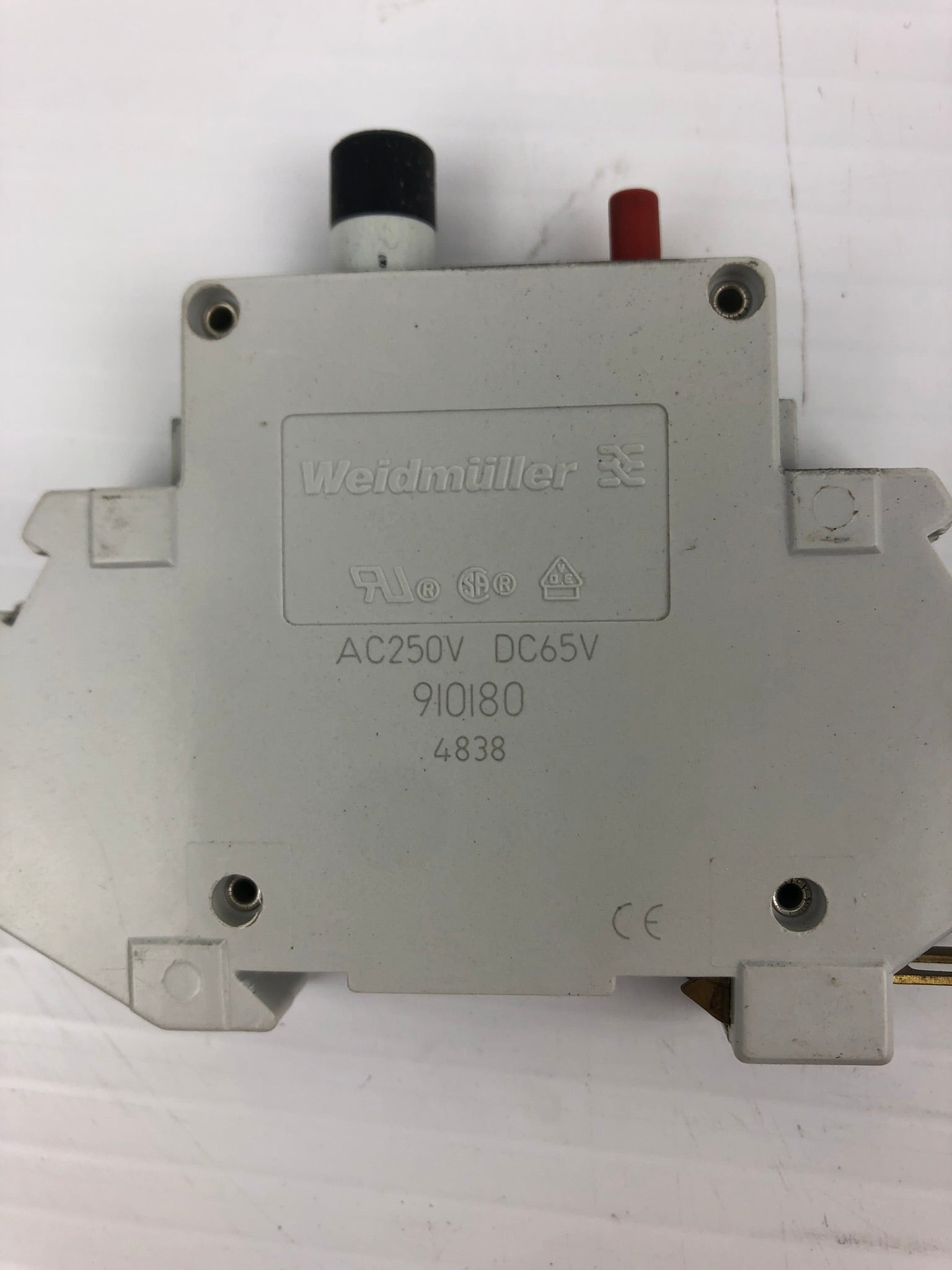 Weidmuller 910180 Circuit Breaker 4838 250VAC 65VDC - Lot of 4