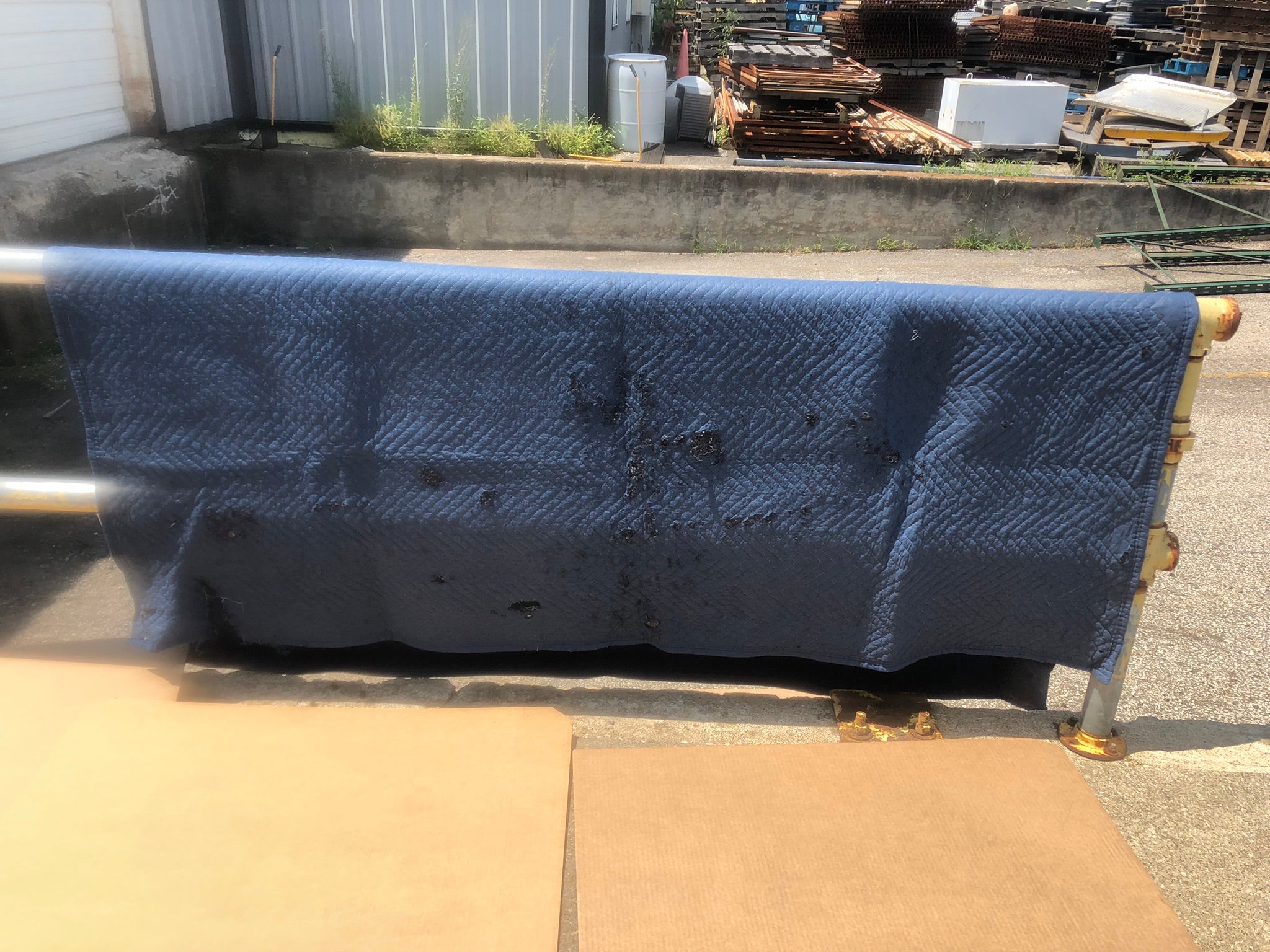 Moving Blanket ~ 69" x 77" Blue Heavy Duty Shipping Packing Furniture