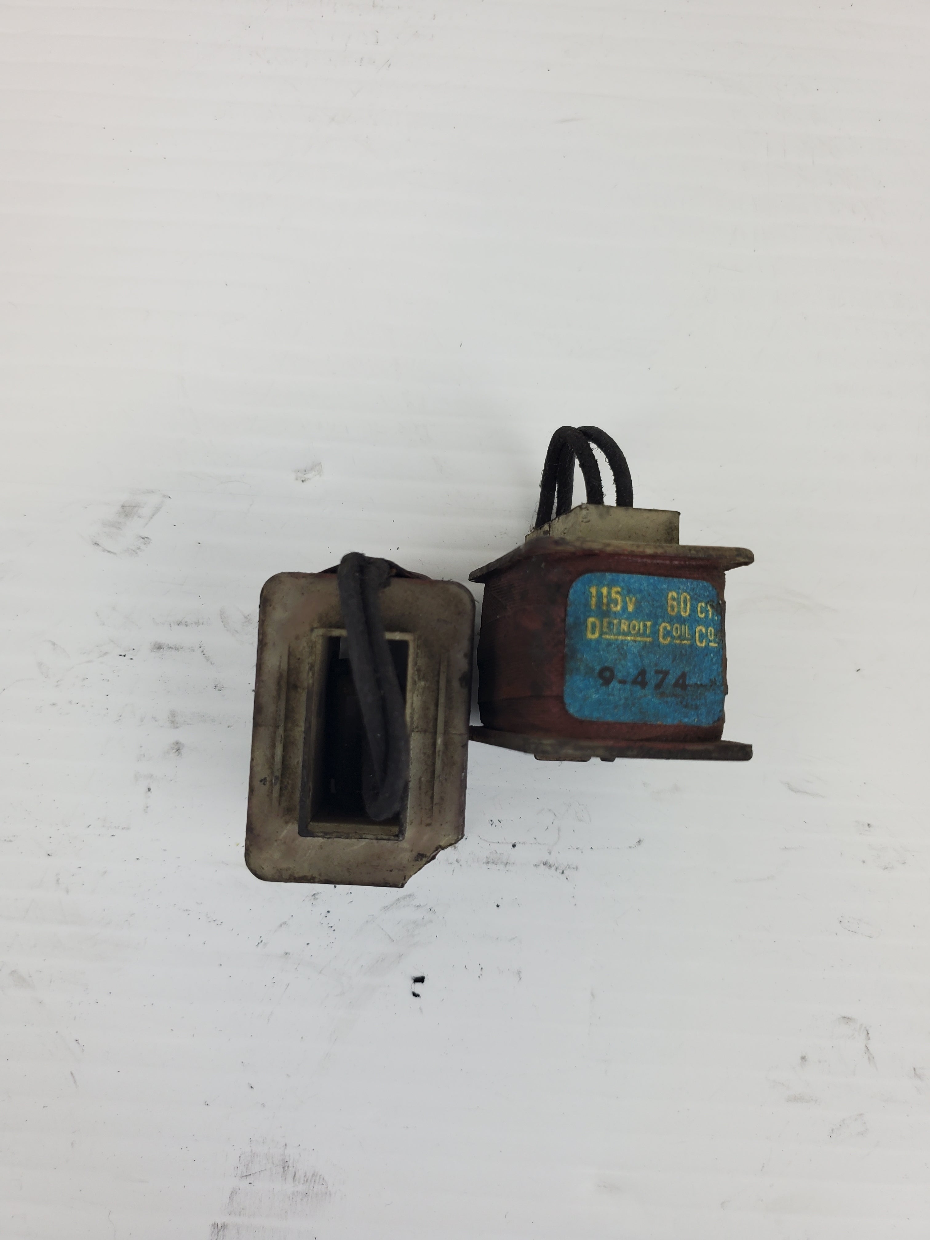Detroit Coil Co. 9-474 Solenoid Valve Coil 115V 60CY (Lot of 2)