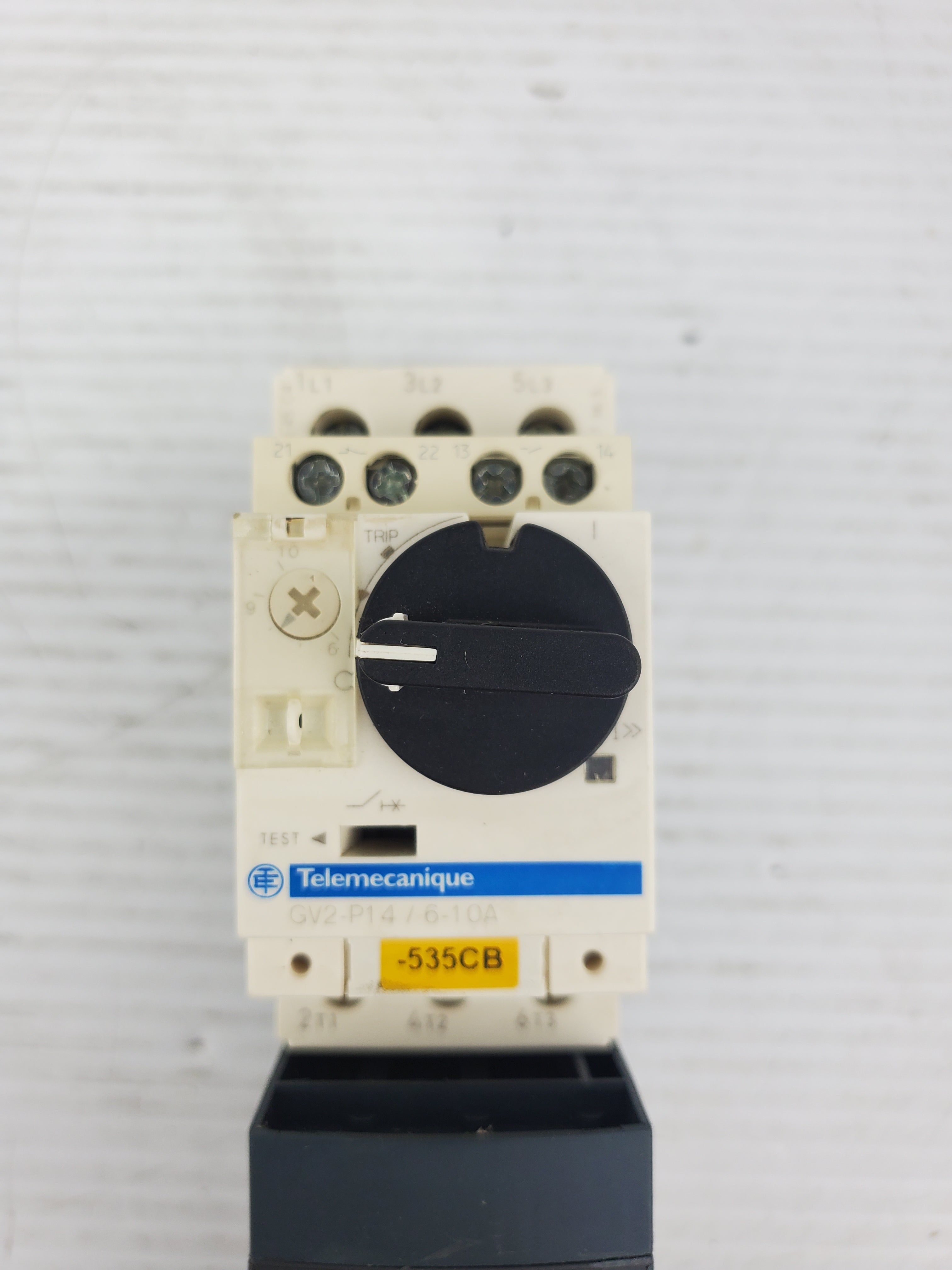 Telemecanique GV2-P14/6-10A Motor Circuit Breaker with LC1D12 Contactor