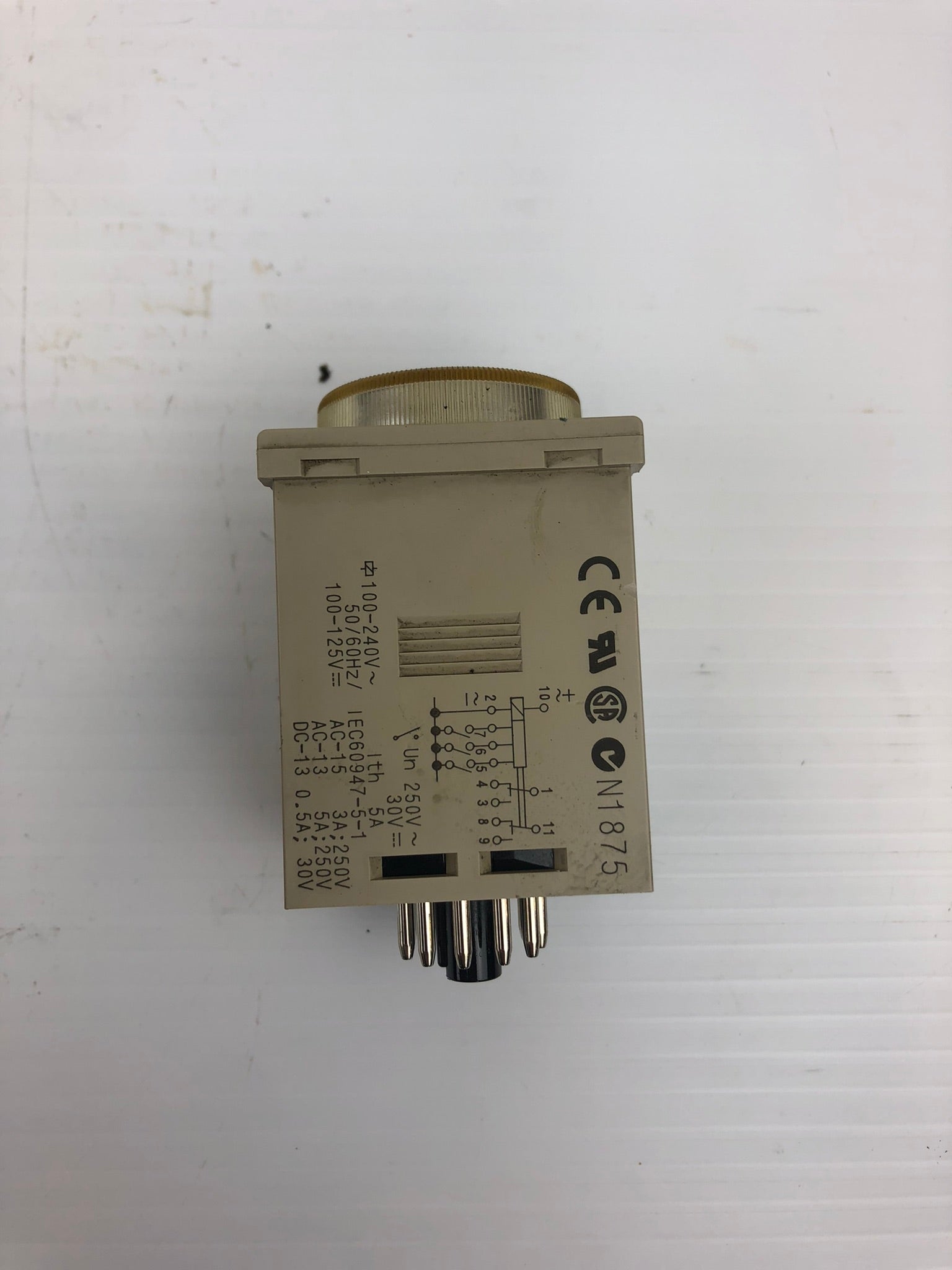 OMRON H3CR-A Timer Switch Type 100 tp 240 VAC 50/60Hz 0-12 SEC