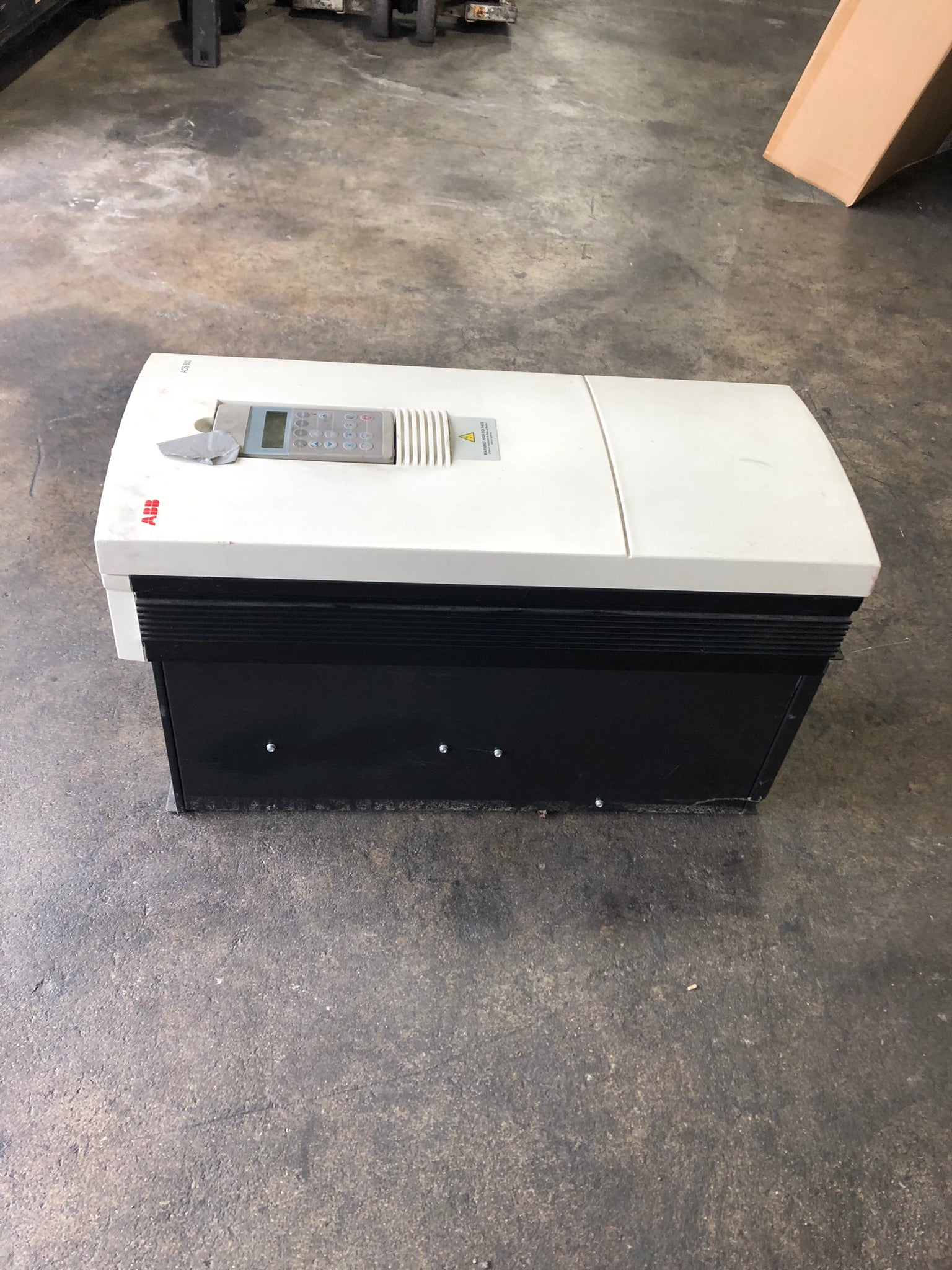 ABB ACS 600 Frequency Converter Drive ACS601-0100-4-000B1200010