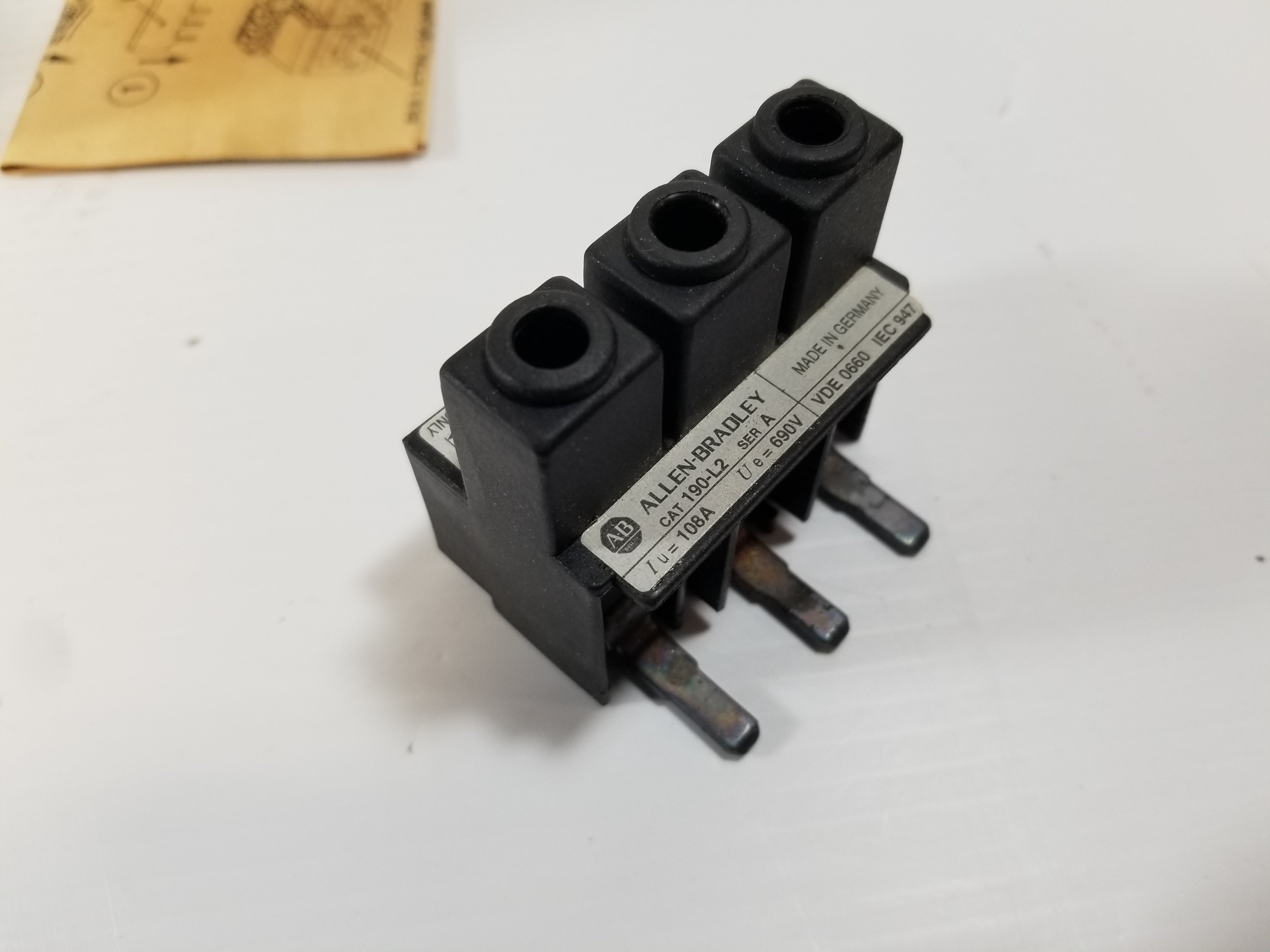 Allen-Bradley 190-L2 Extension Terminal